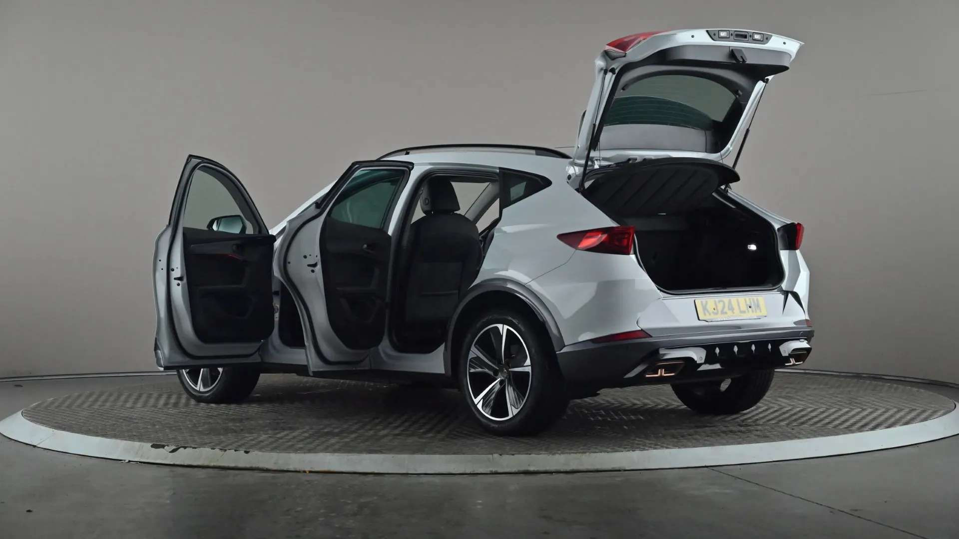 2024 CUPRA FORMENTOR 2024 CUPRA FORMENTOR