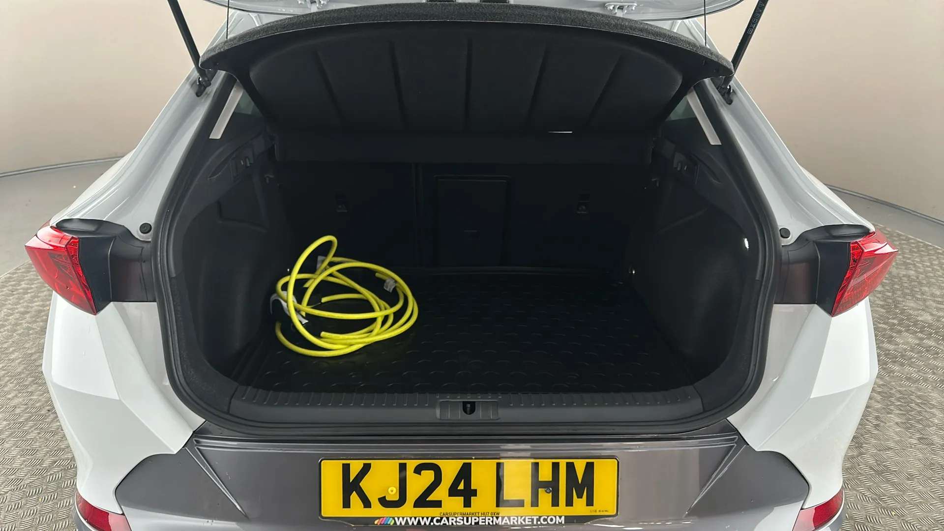 2024 CUPRA FORMENTOR 2024 CUPRA FORMENTOR