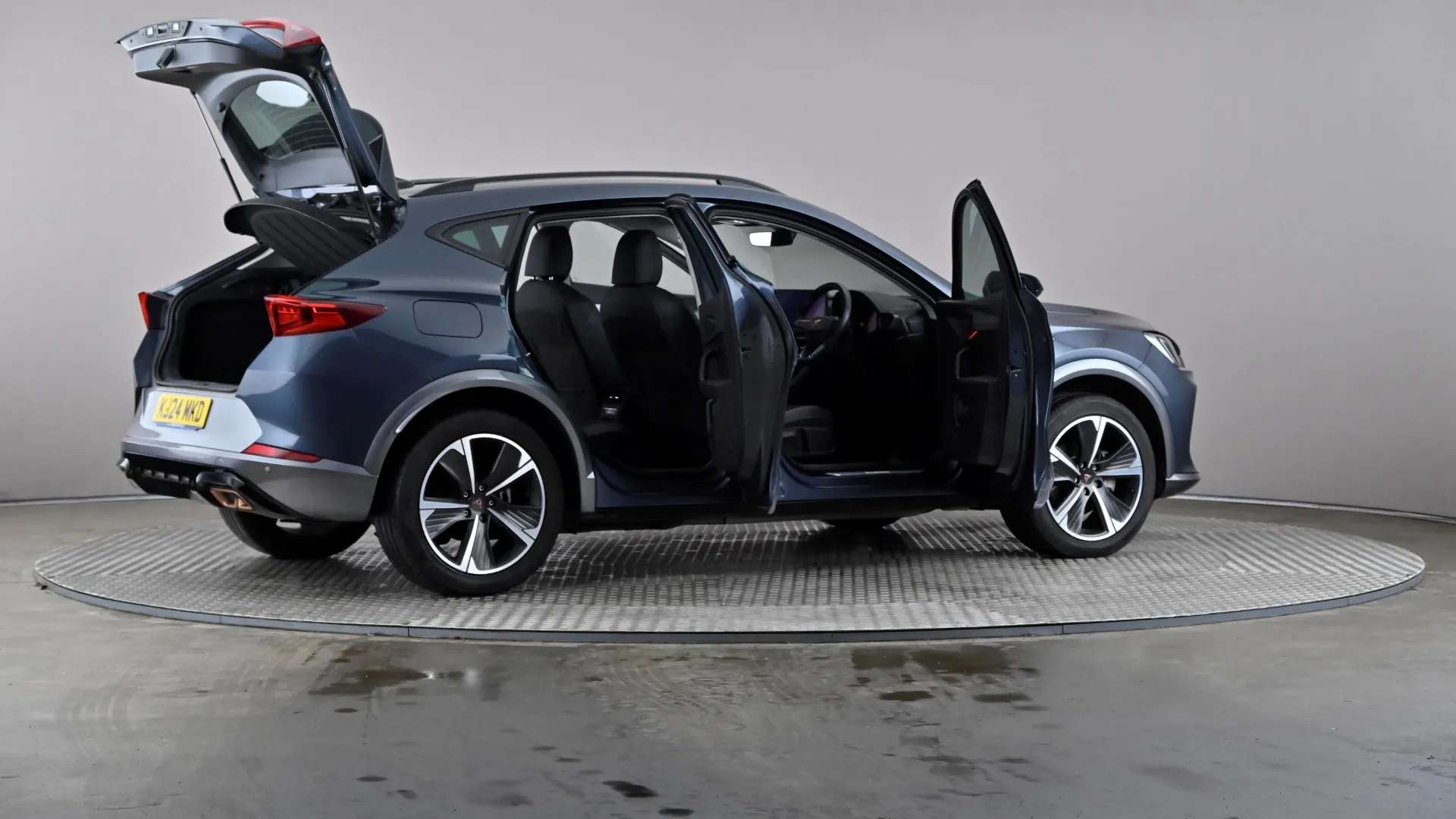 2024 CUPRA FORMENTOR 2024 CUPRA FORMENTOR