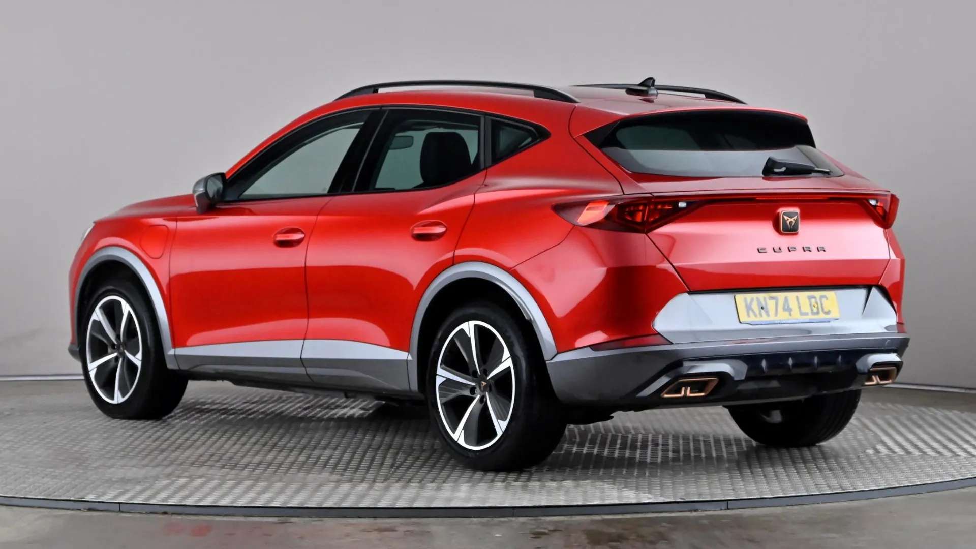 A 2024 CUPRA FORMENTOR 1.4 eHybrid 204 V1 DSG A 2024 CUPRA FORMENTOR 1.4 eHybrid 204 V1 DSG