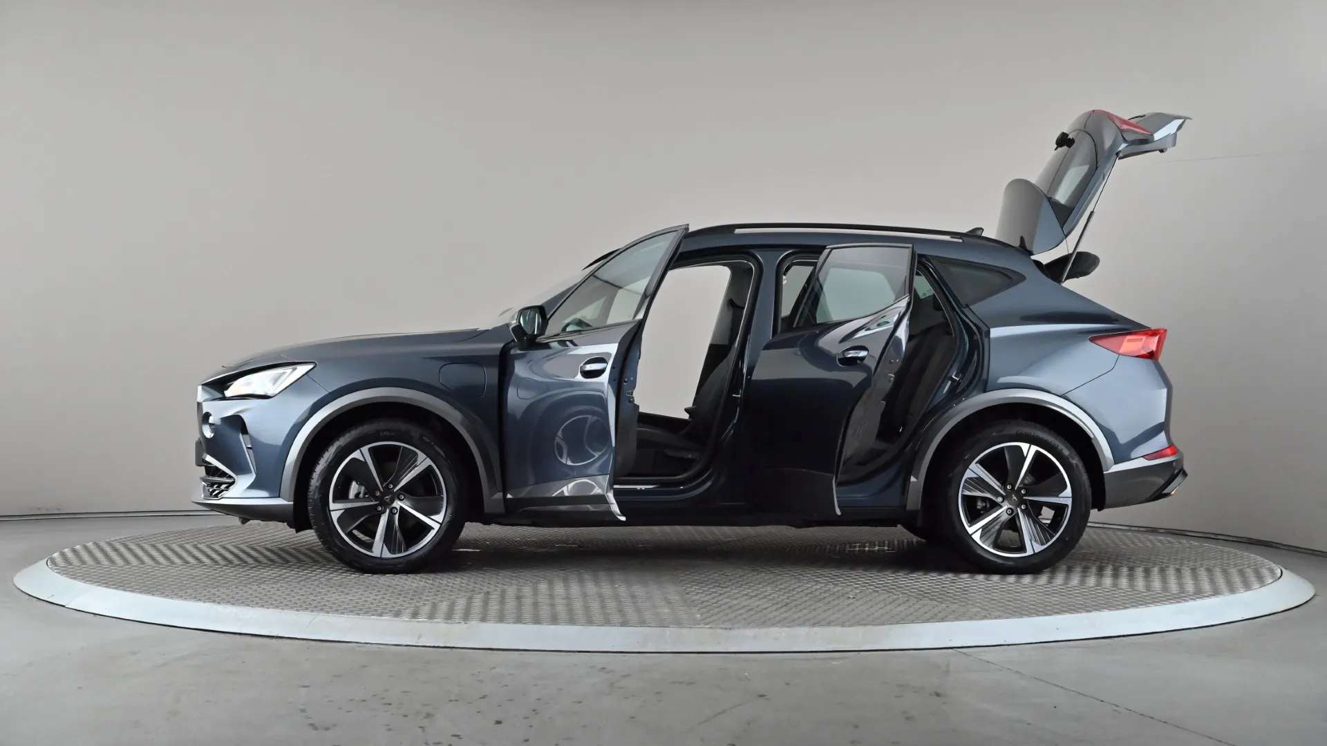 2024 CUPRA FORMENTOR 2024 CUPRA FORMENTOR