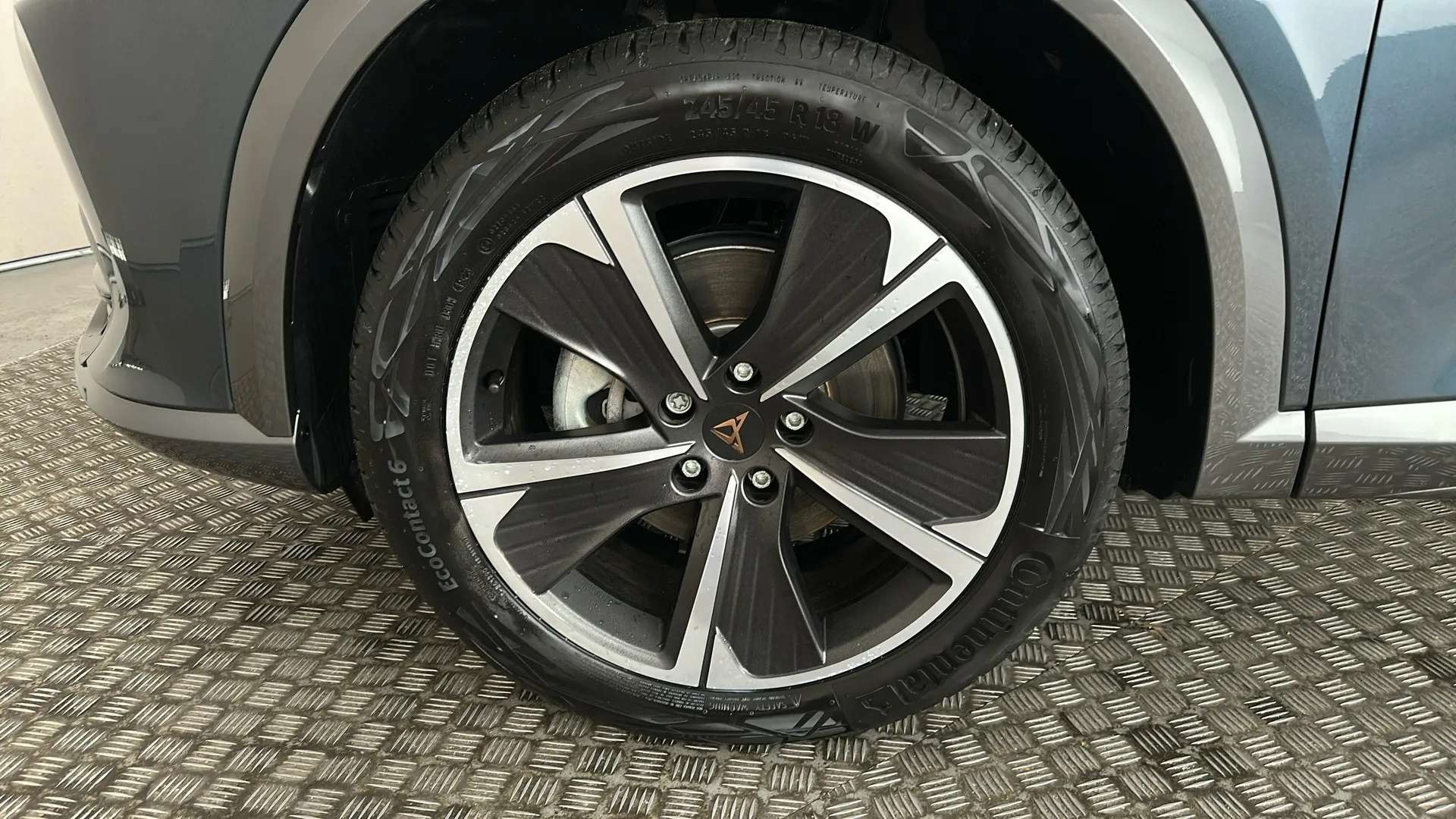 2024 CUPRA FORMENTOR 2024 CUPRA FORMENTOR