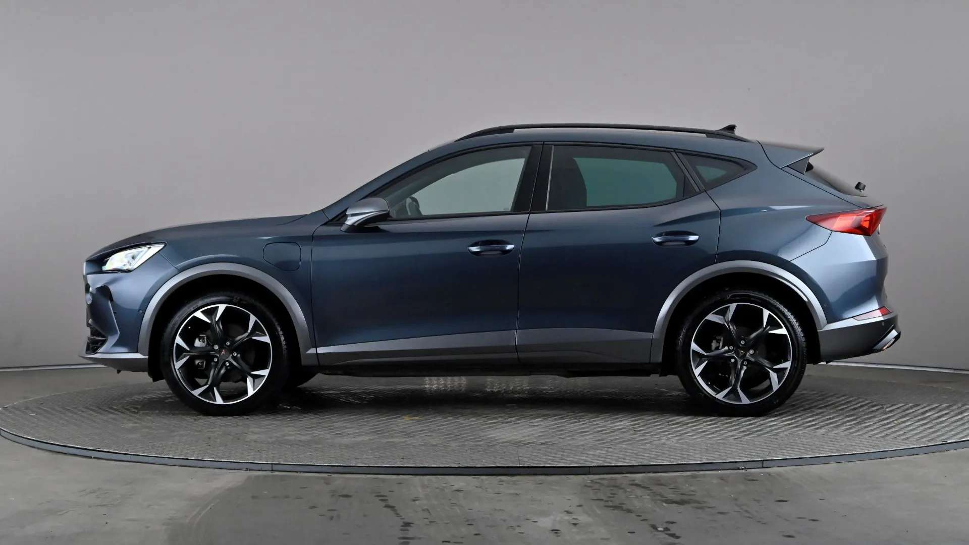 A 2023 CUPRA FORMENTOR 1.4 eHybrid 204 V2 DSG A 2023 CUPRA FORMENTOR 1.4 eHybrid 204 V2 DSG