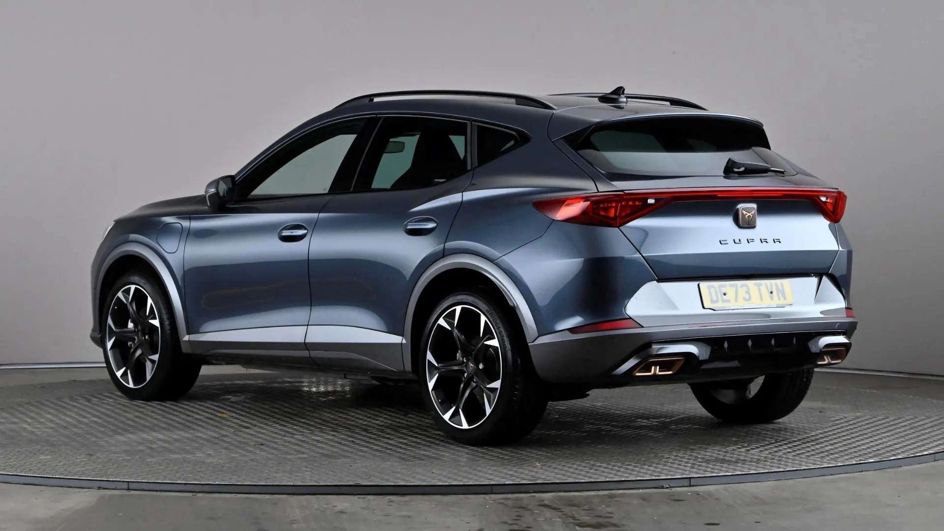 A 2023 CUPRA FORMENTOR 1.4 eHybrid 204 V2 DSG A 2023 CUPRA FORMENTOR 1.4 eHybrid 204 V2 DSG