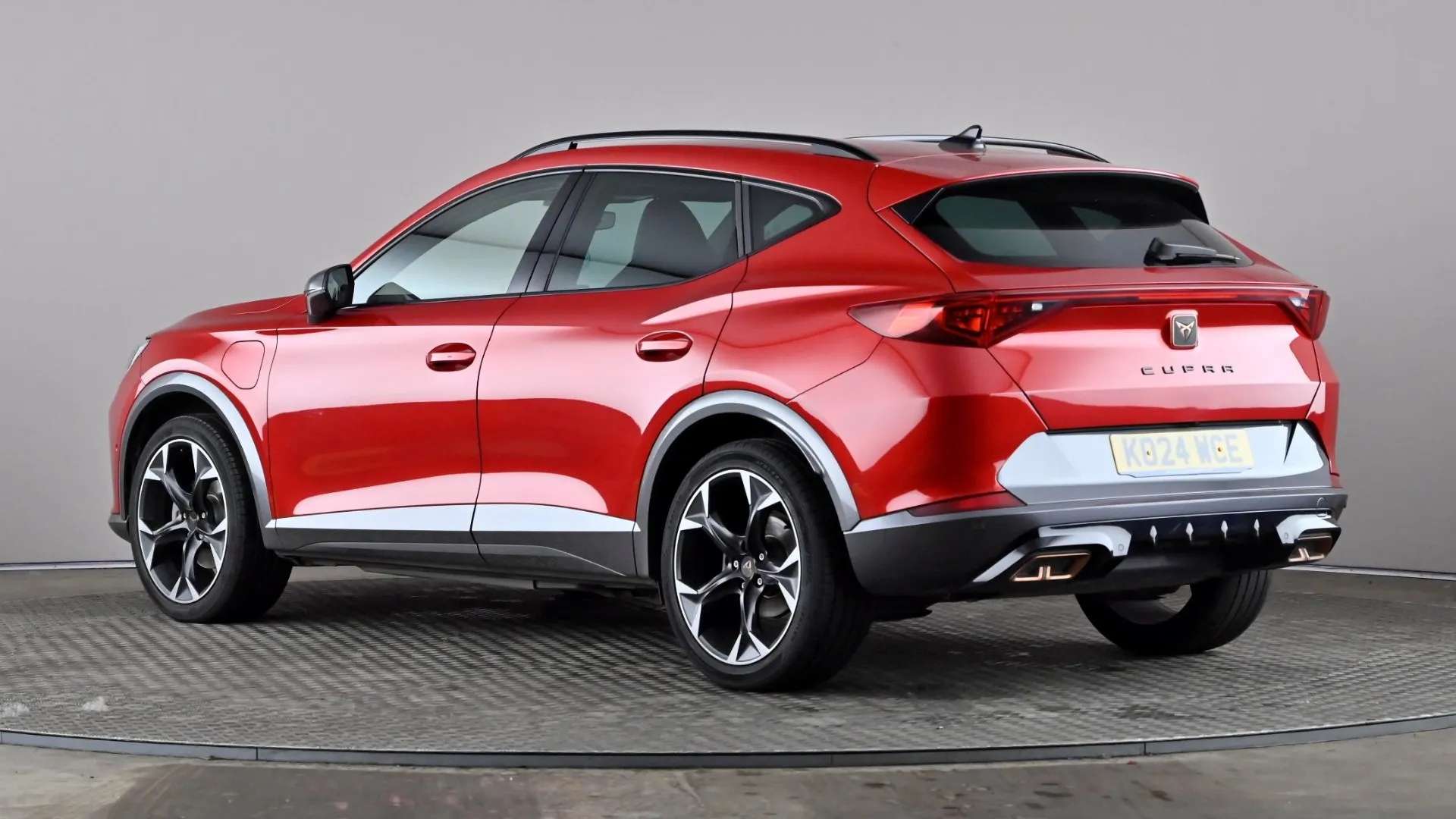 A 2024 CUPRA FORMENTOR 1.4 eHybrid 204 V2 DSG A 2024 CUPRA FORMENTOR 1.4 eHybrid 204 V2 DSG