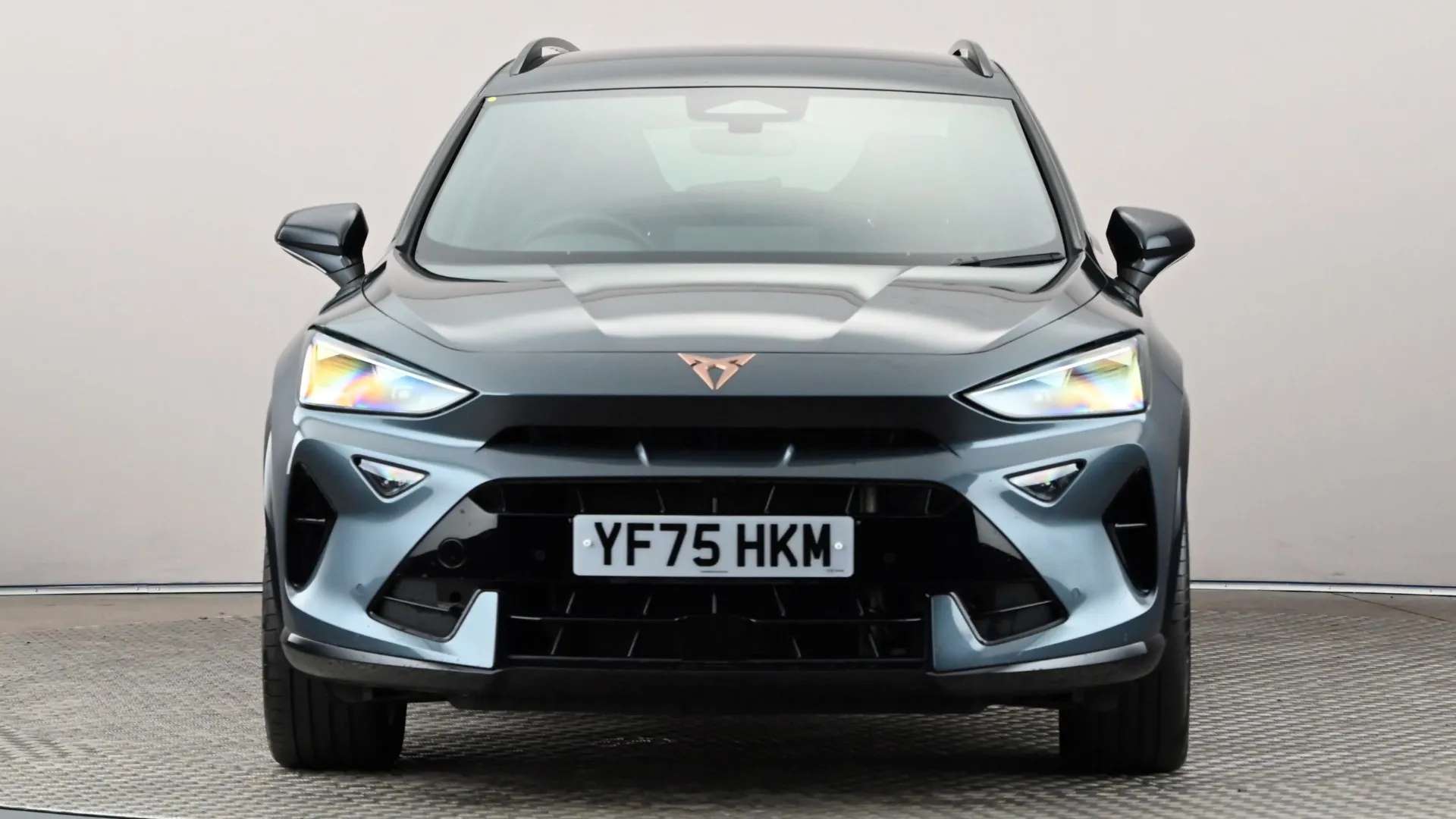 A 2025 CUPRA FORMENTOR 1.5 eHybrid 204 V2 DSG A 2025 CUPRA FORMENTOR 1.5 eHybrid 204 V2 DSG