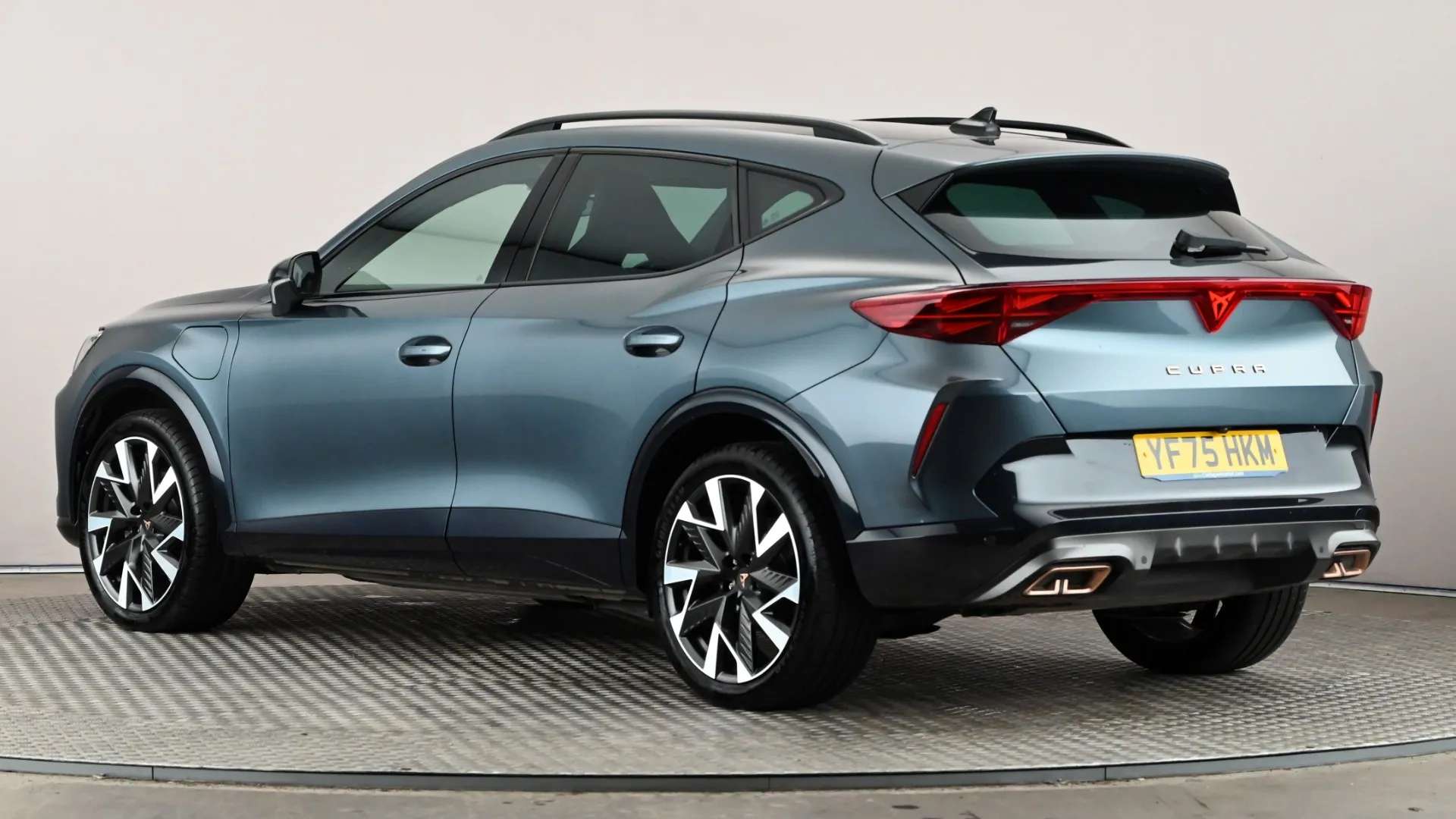A 2025 CUPRA FORMENTOR 1.5 eHybrid 204 V2 DSG A 2025 CUPRA FORMENTOR 1.5 eHybrid 204 V2 DSG