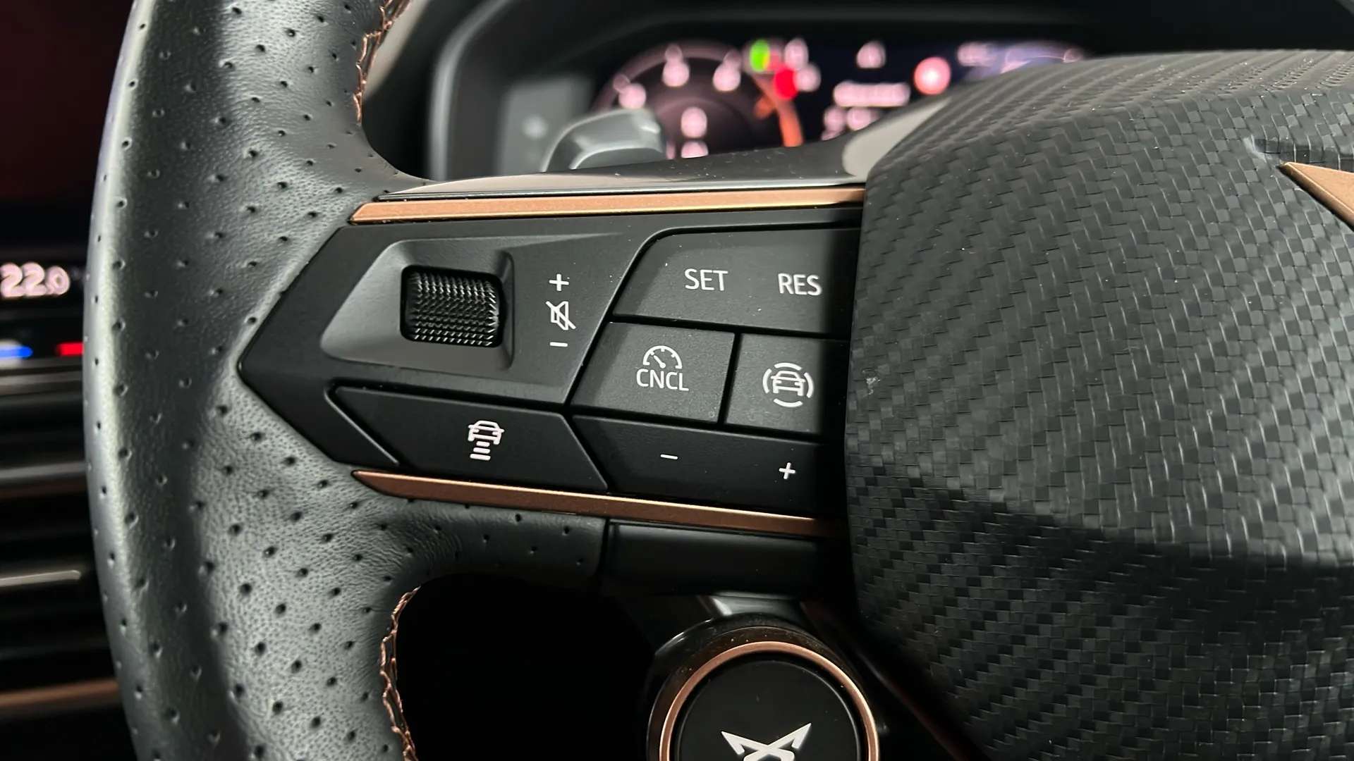 2025 CUPRA FORMENTOR 2025 CUPRA FORMENTOR