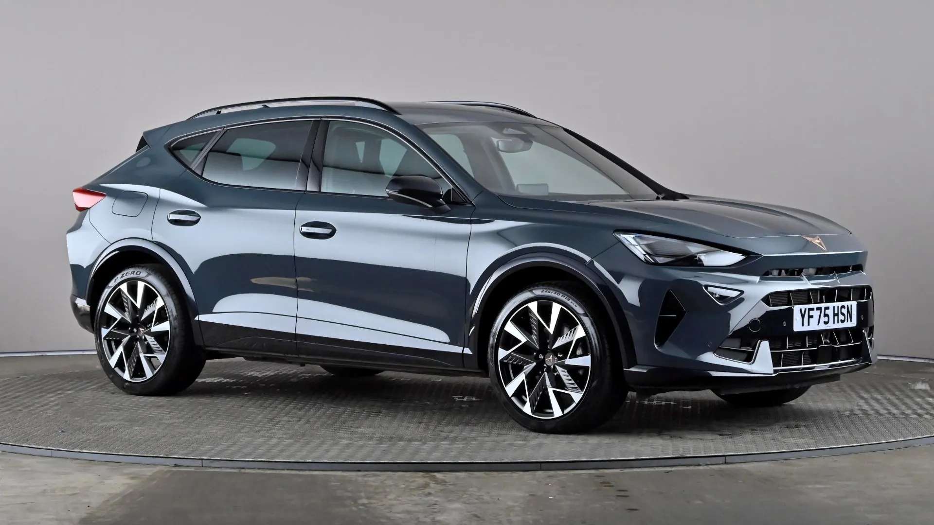 A 2025 CUPRA FORMENTOR 1.5 eHybrid 204 V2 DSG A 2025 CUPRA FORMENTOR 1.5 eHybrid 204 V2 DSG