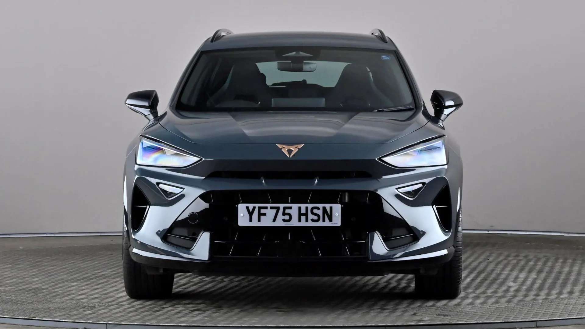 A 2025 CUPRA FORMENTOR 1.5 eHybrid 204 V2 DSG A 2025 CUPRA FORMENTOR 1.5 eHybrid 204 V2 DSG