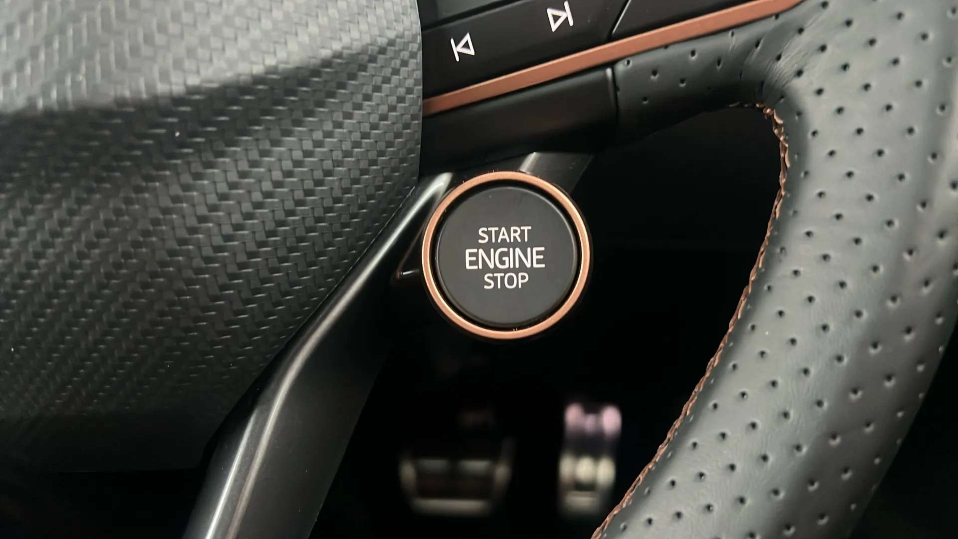 2025 CUPRA FORMENTOR 2025 CUPRA FORMENTOR