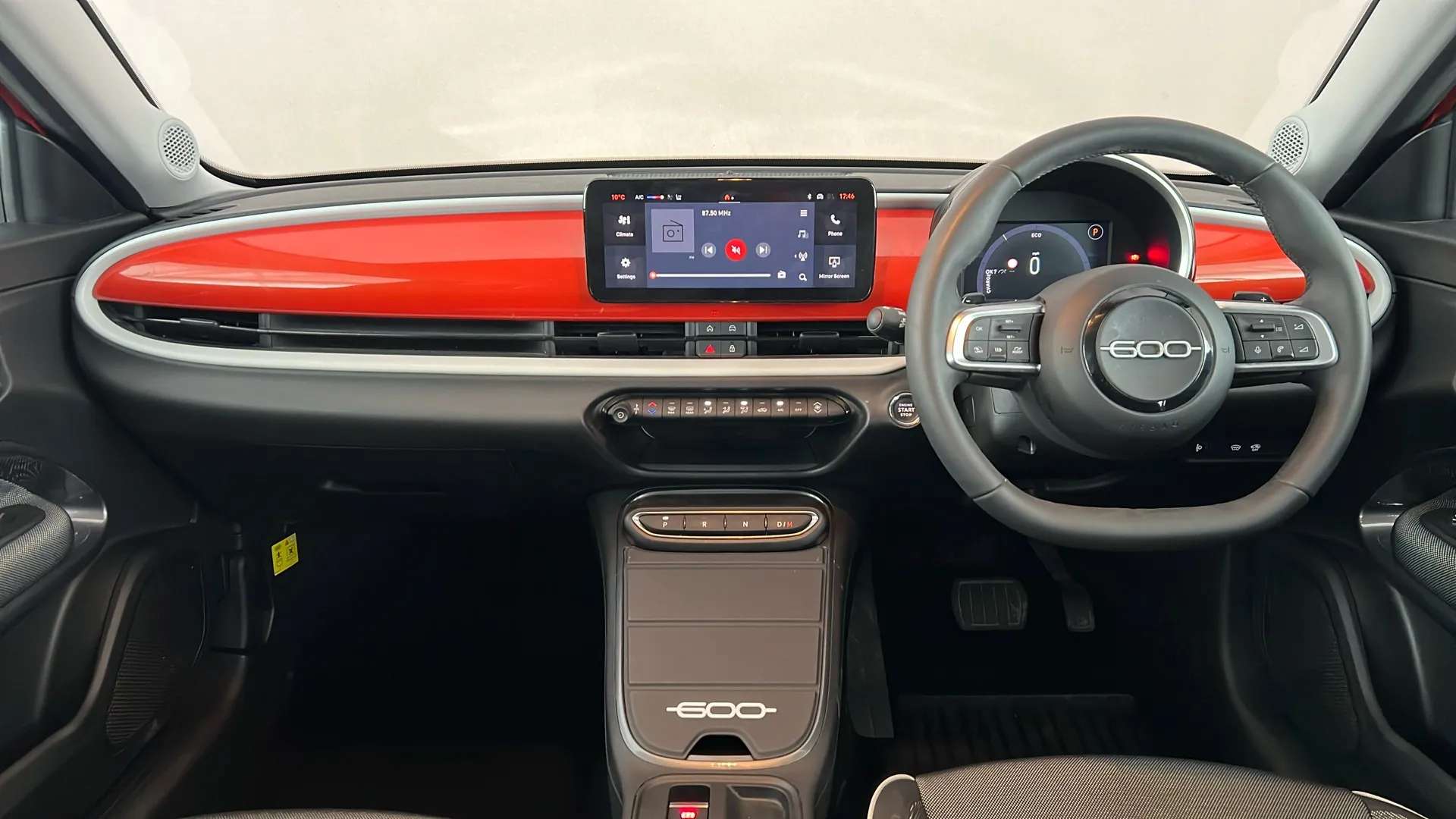 2025 FIAT 600 2025 FIAT 600