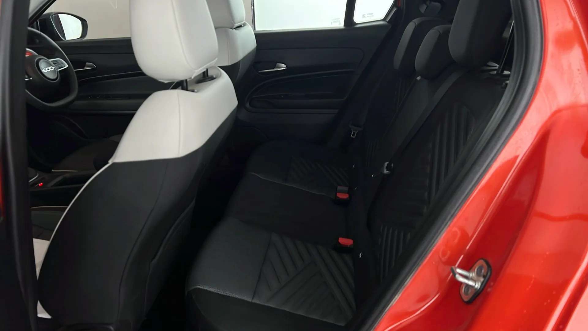 2025 FIAT 600 2025 FIAT 600