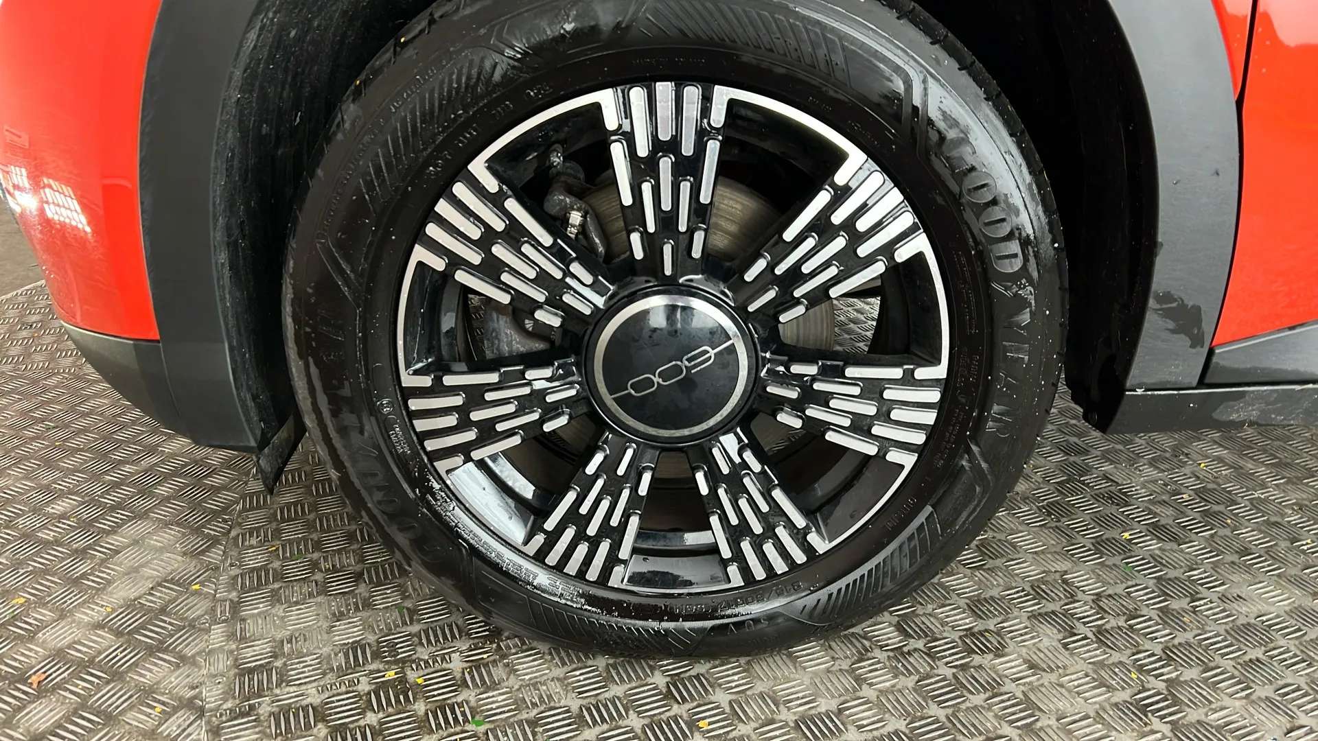 2025 FIAT 600 2025 FIAT 600