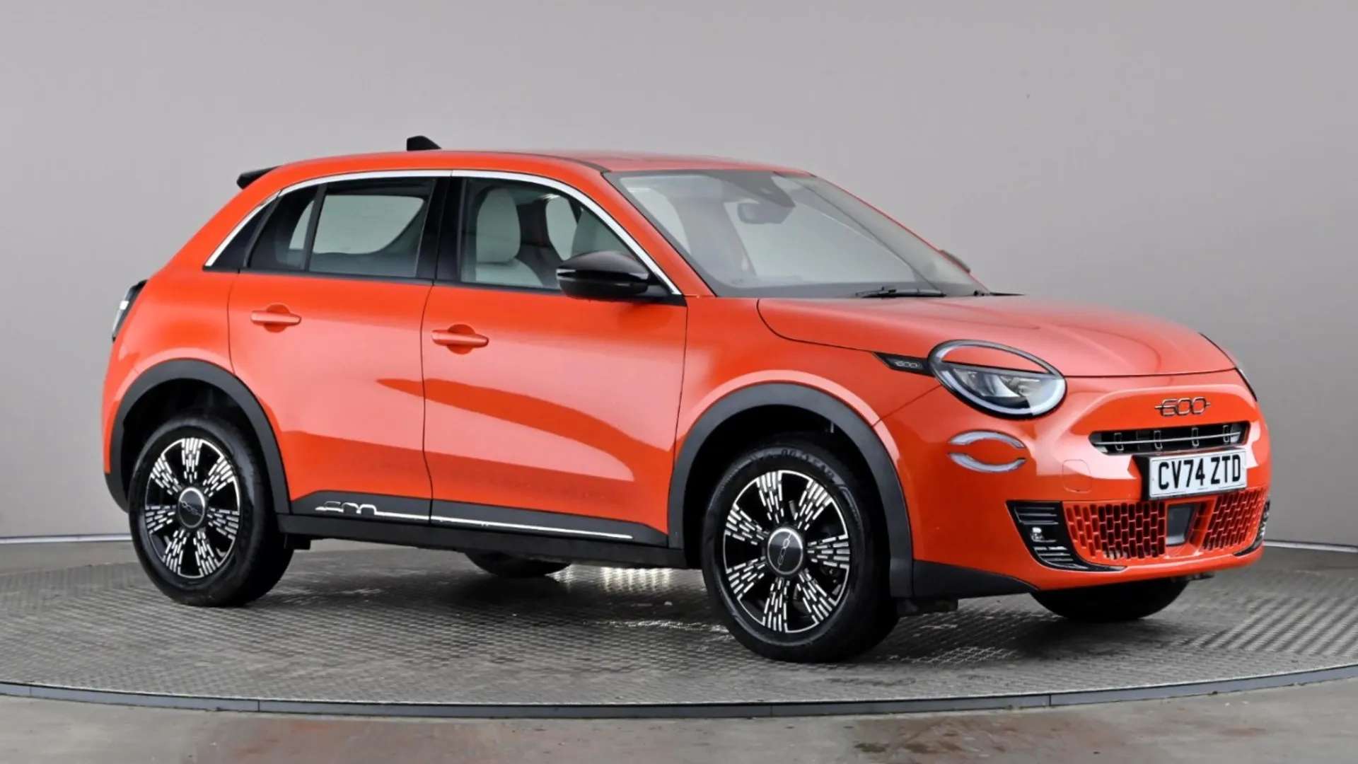 2025 FIAT 600 2025 FIAT 600