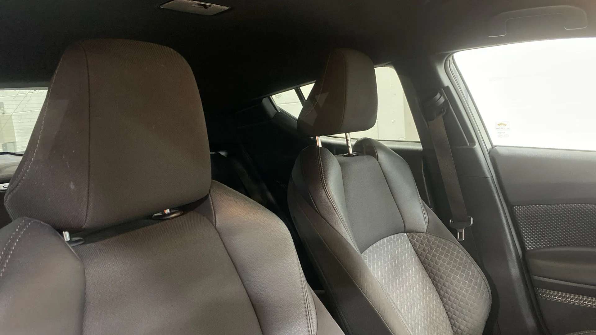 2022 TOYOTA C-HR 2022 TOYOTA C-HR