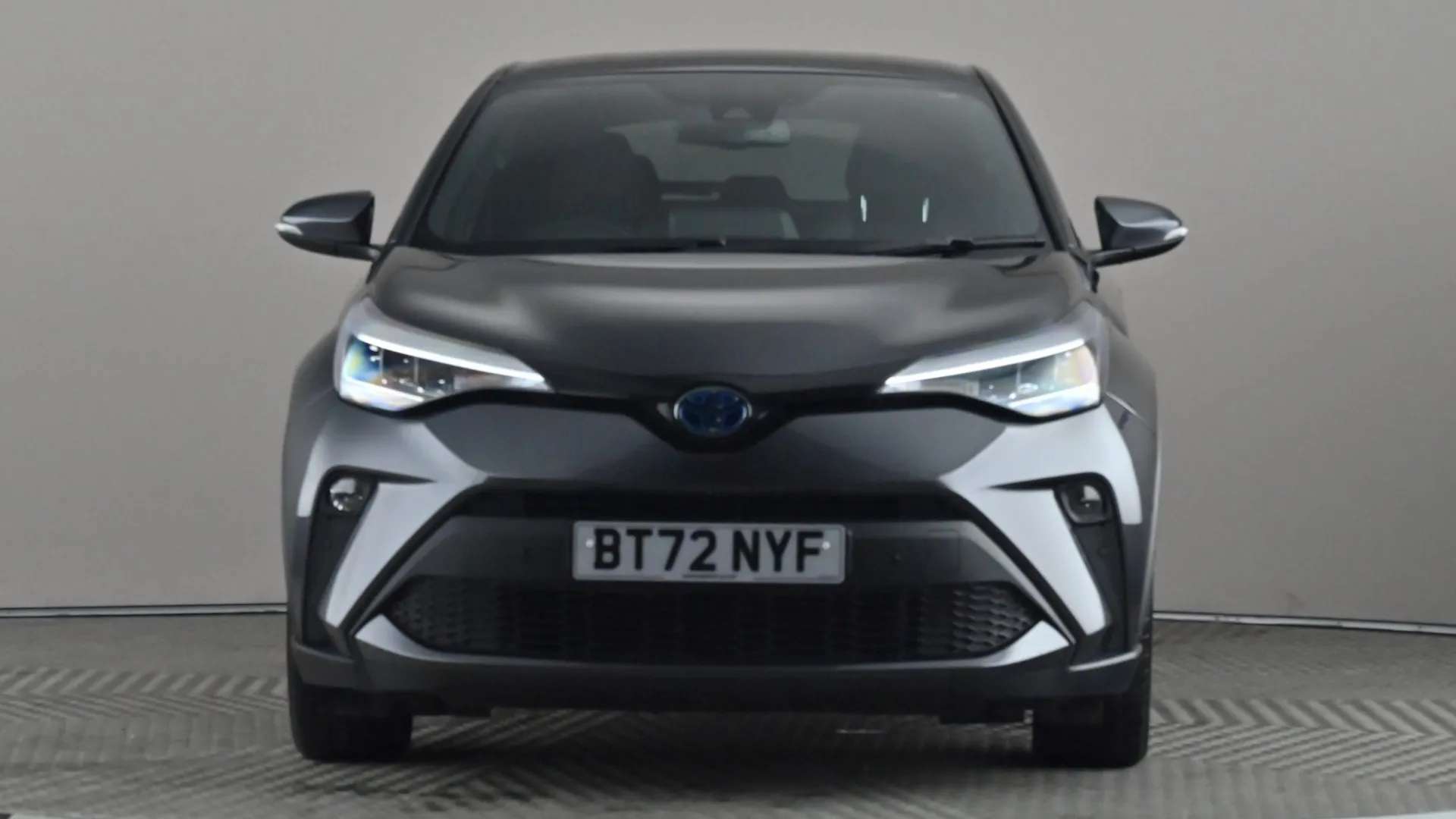 A 2022 TOYOTA C-HR 2.0 Hybrid Design CVT A 2022 TOYOTA C-HR 2.0 Hybrid Design CVT