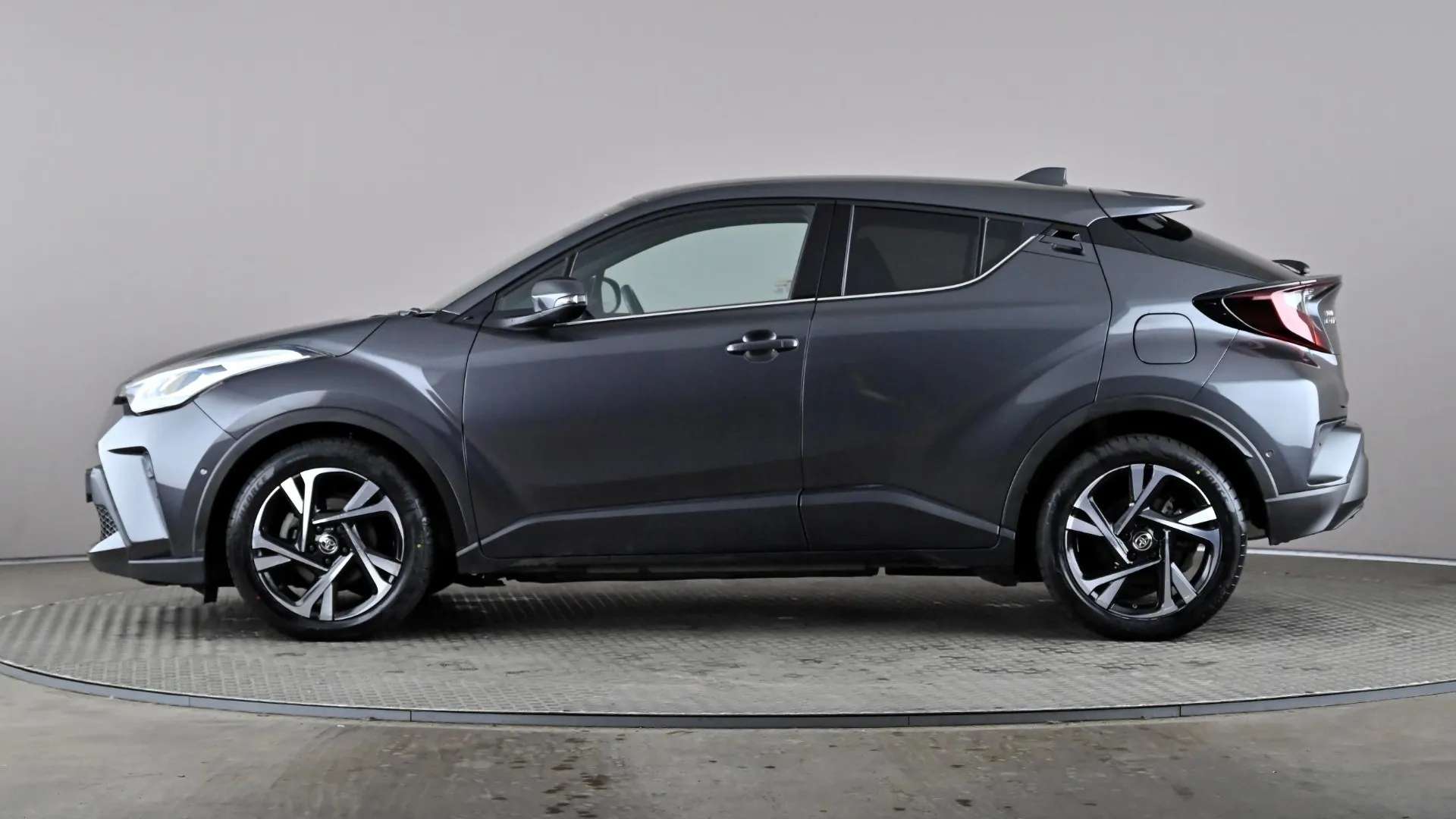 A 2023 TOYOTA C-HR 1.8 Hybrid Design CVT A 2023 TOYOTA C-HR 1.8 Hybrid Design CVT