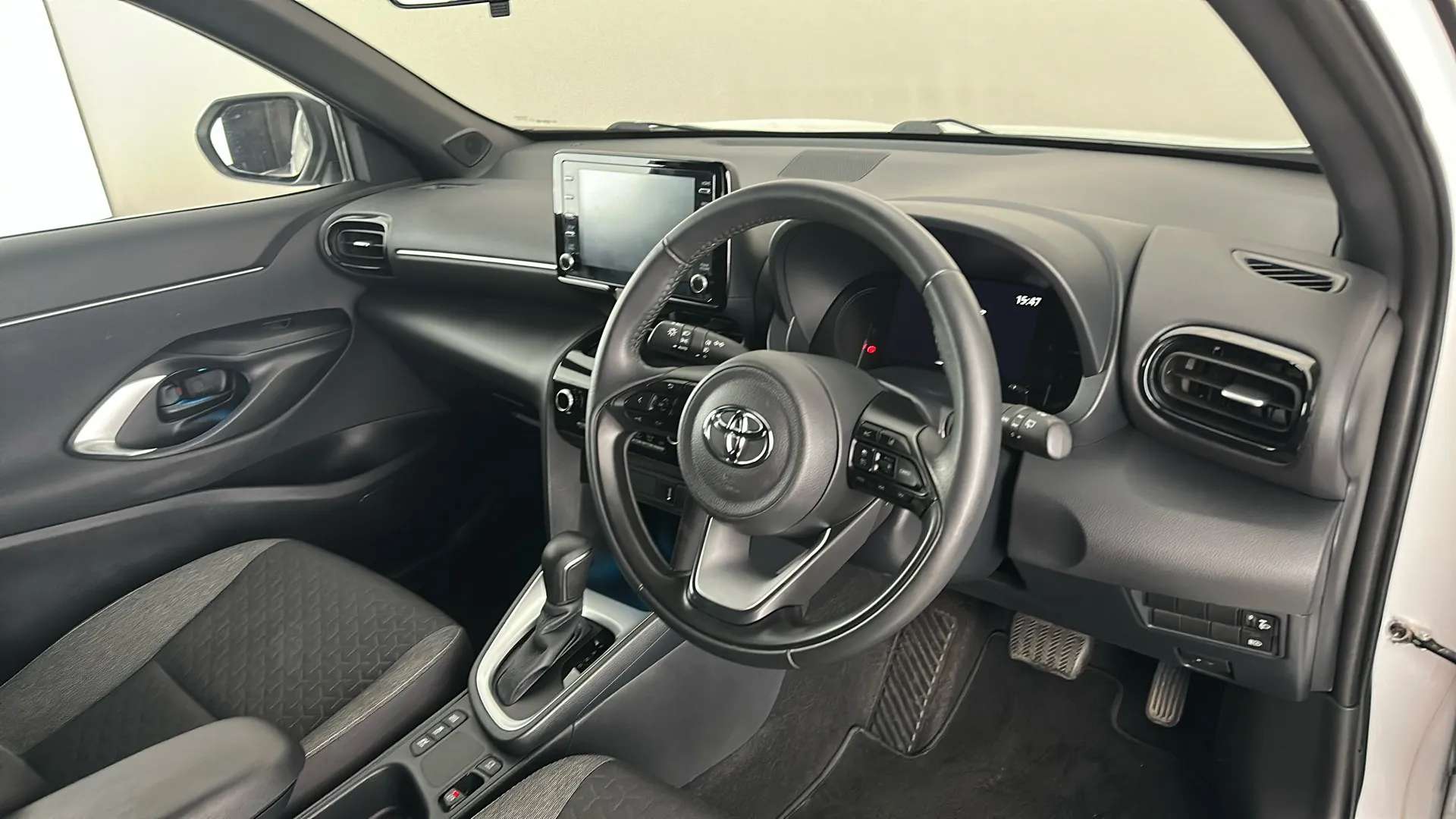 2023 TOYOTA YARIS CROSS 2023 TOYOTA YARIS CROSS