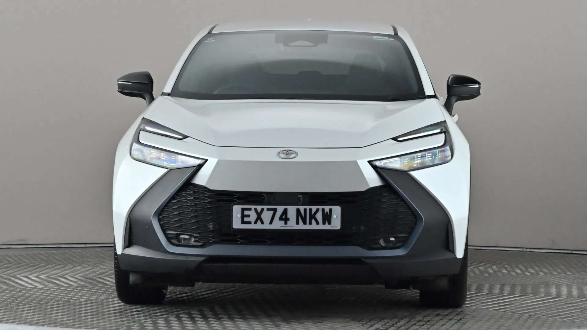 A 2024 TOYOTA C-HR 1.8 Hybrid Design CVT A 2024 TOYOTA C-HR 1.8 Hybrid Design CVT