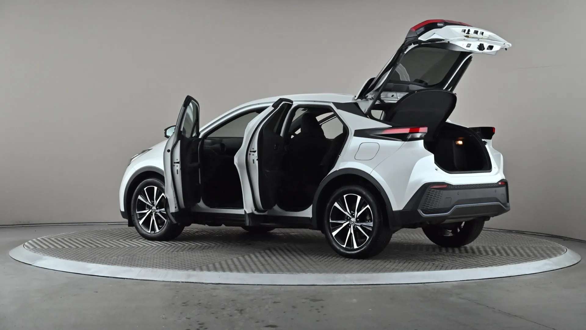 2024 TOYOTA C-HR 2024 TOYOTA C-HR