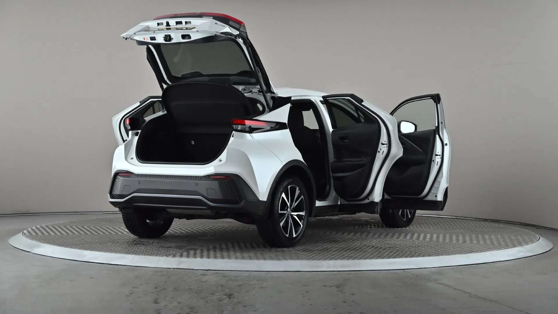 2024 TOYOTA C-HR 2024 TOYOTA C-HR