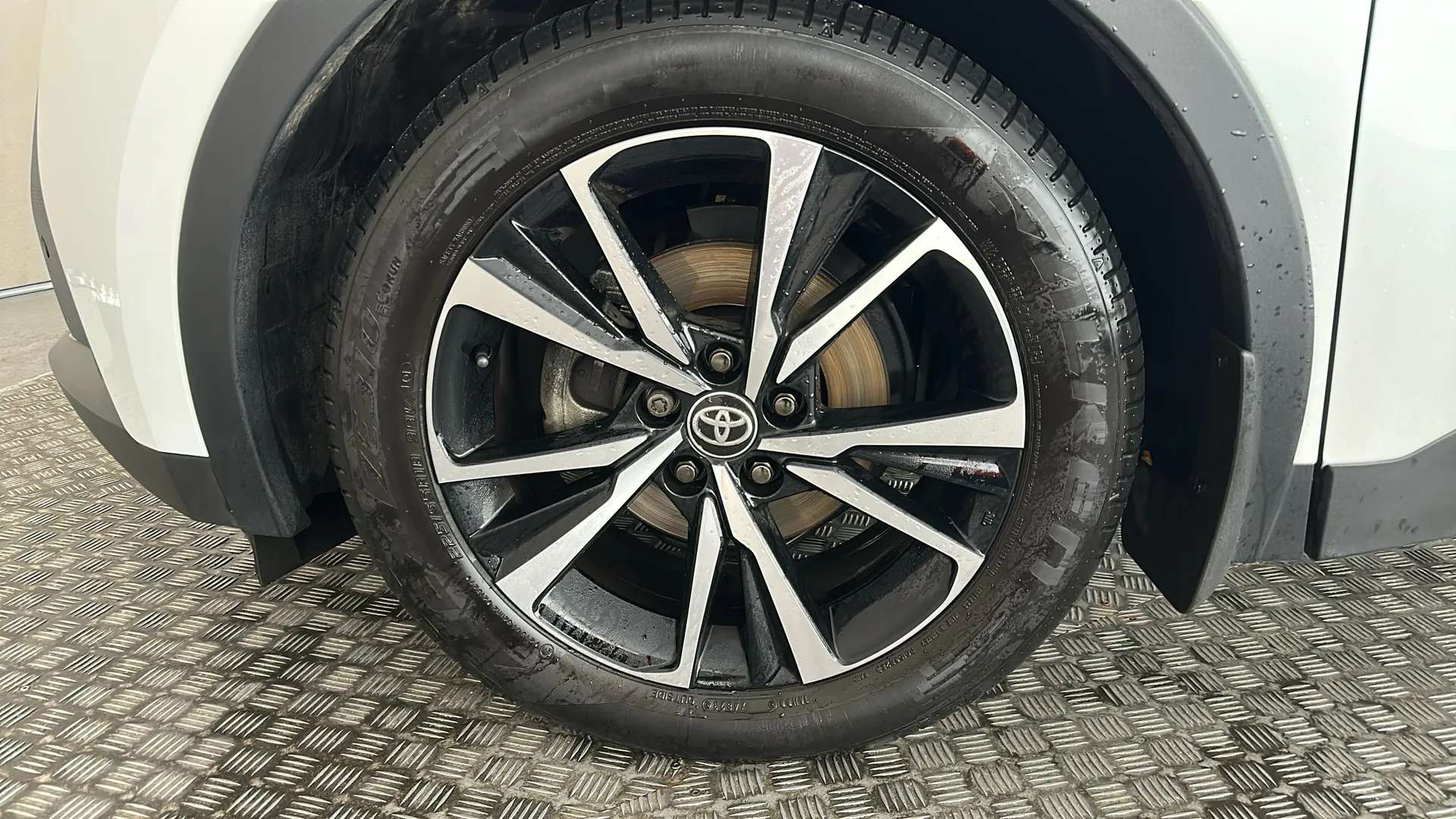 2024 TOYOTA C-HR 2024 TOYOTA C-HR