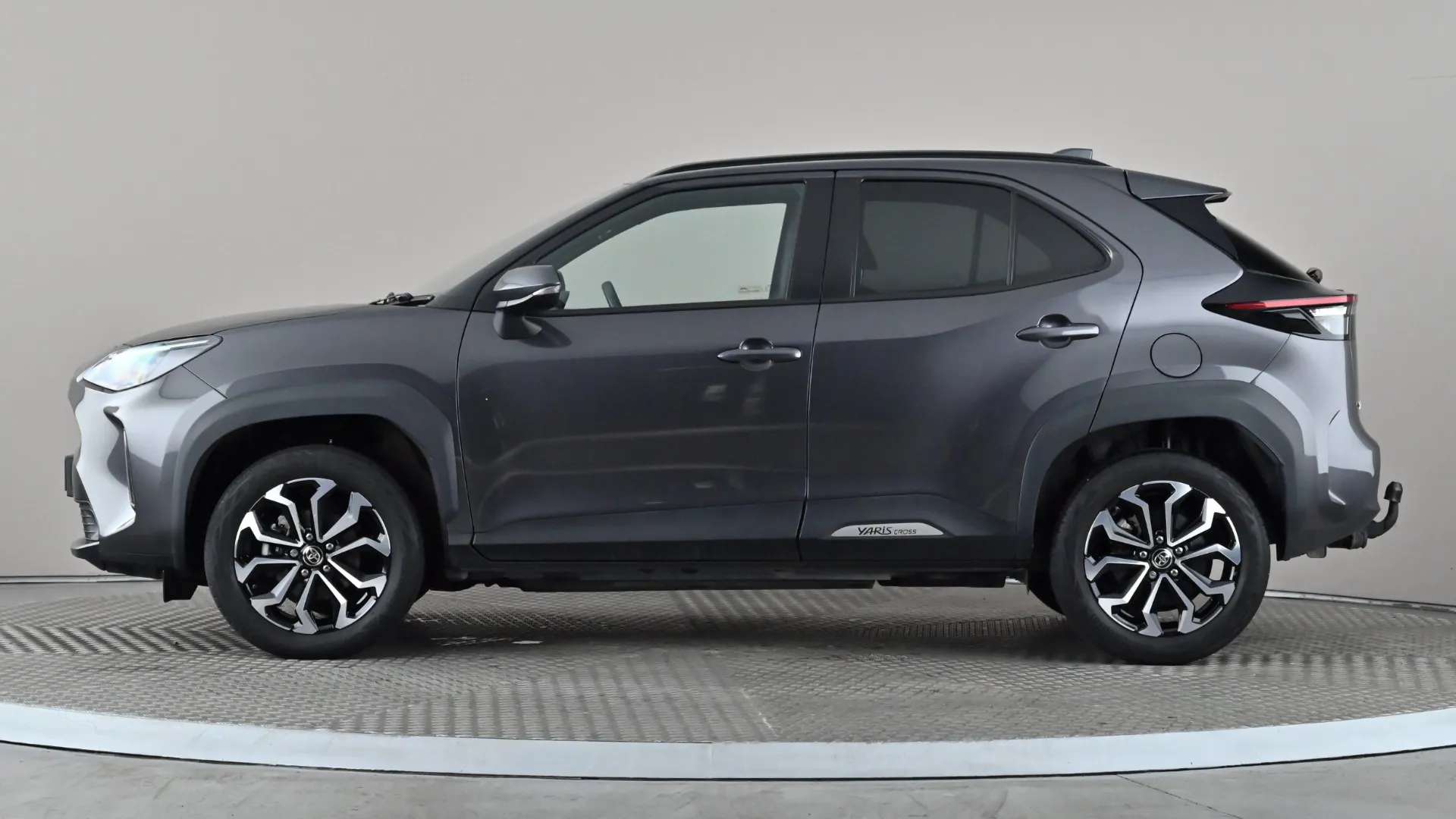 2023 TOYOTA YARIS CROSS 2023 TOYOTA YARIS CROSS