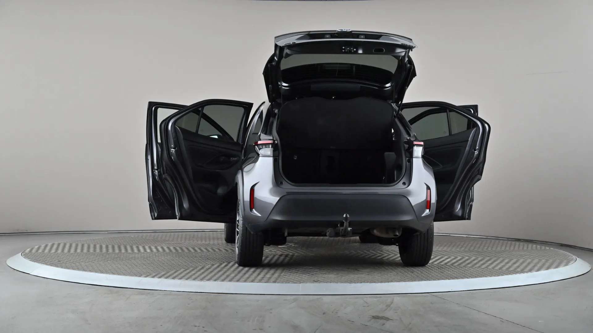 2023 TOYOTA YARIS CROSS 2023 TOYOTA YARIS CROSS