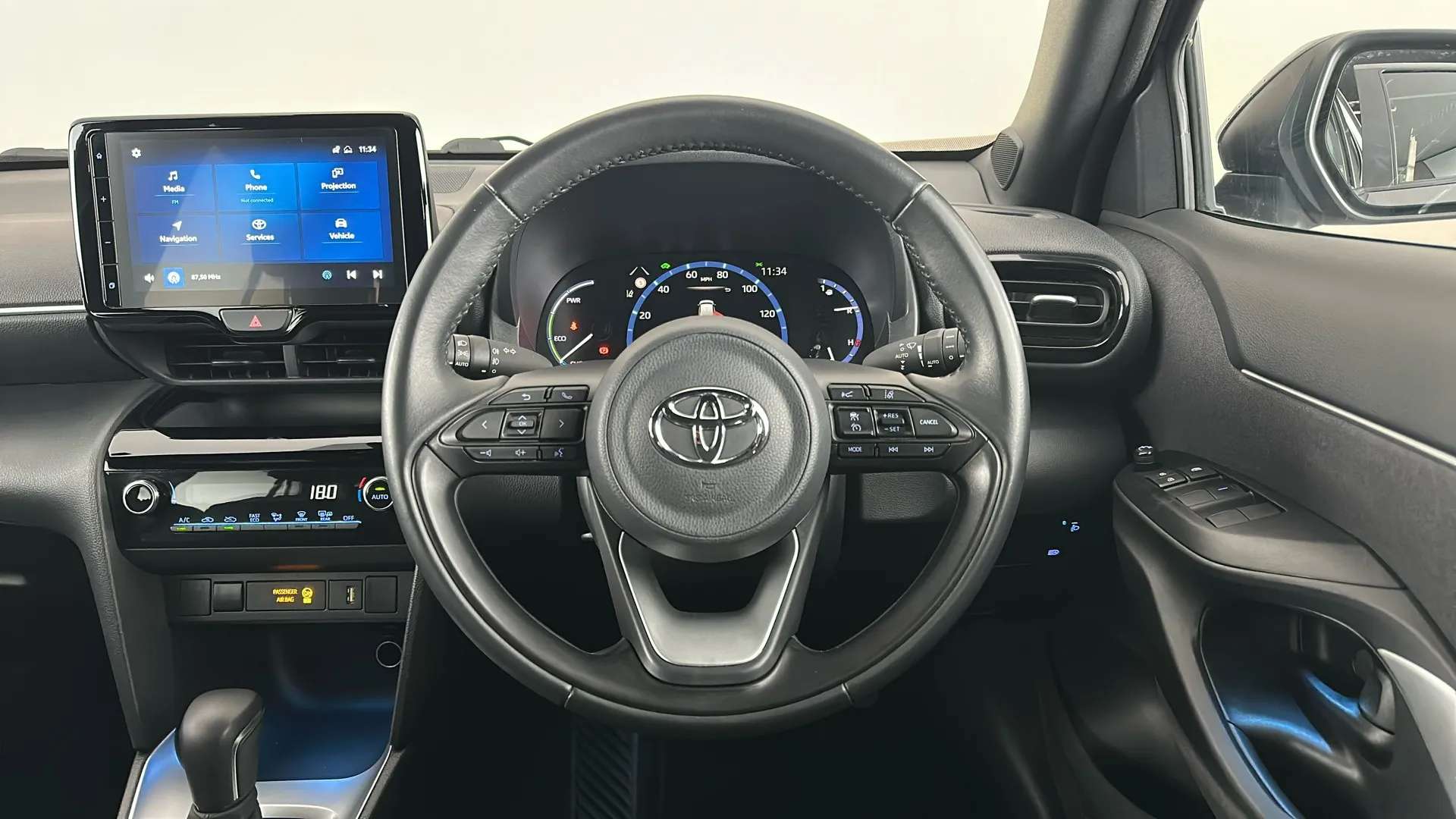 2023 TOYOTA YARIS CROSS 2023 TOYOTA YARIS CROSS