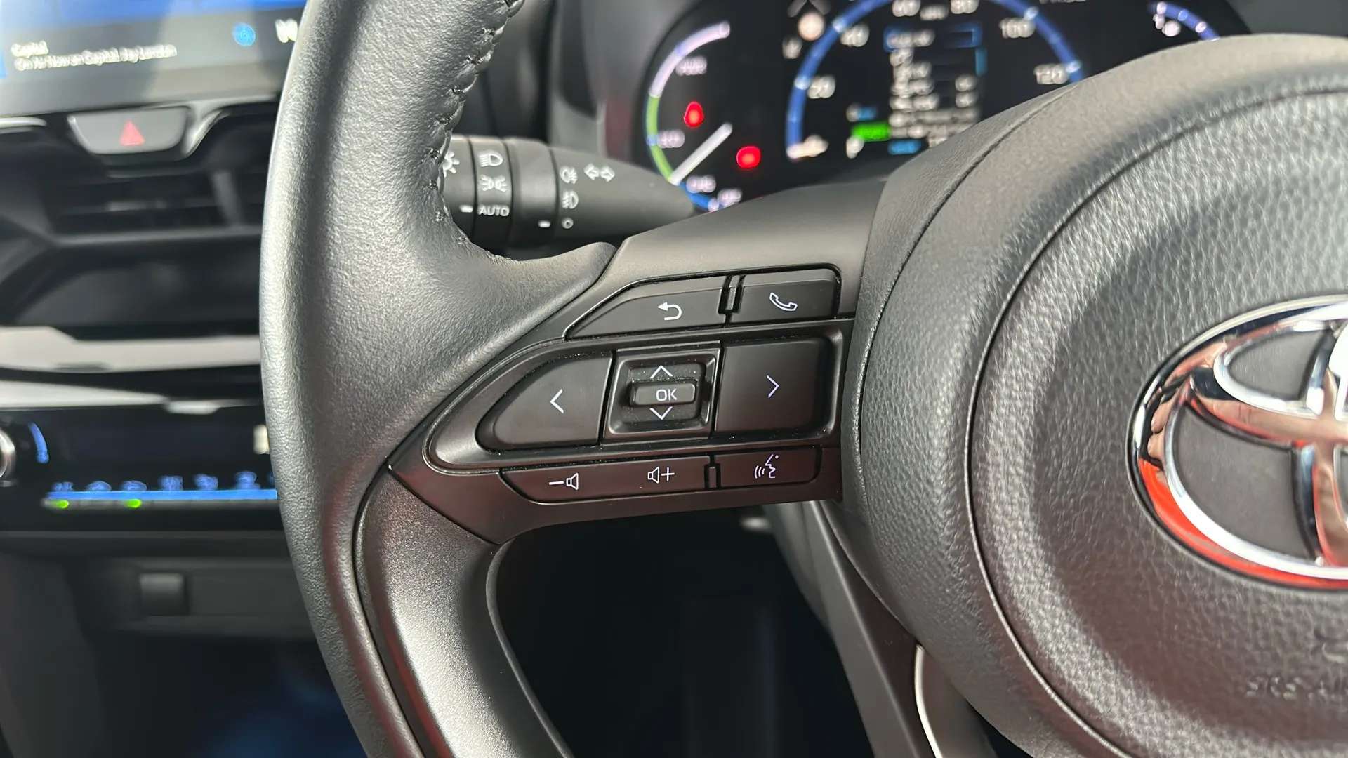 2023 TOYOTA YARIS CROSS 2023 TOYOTA YARIS CROSS