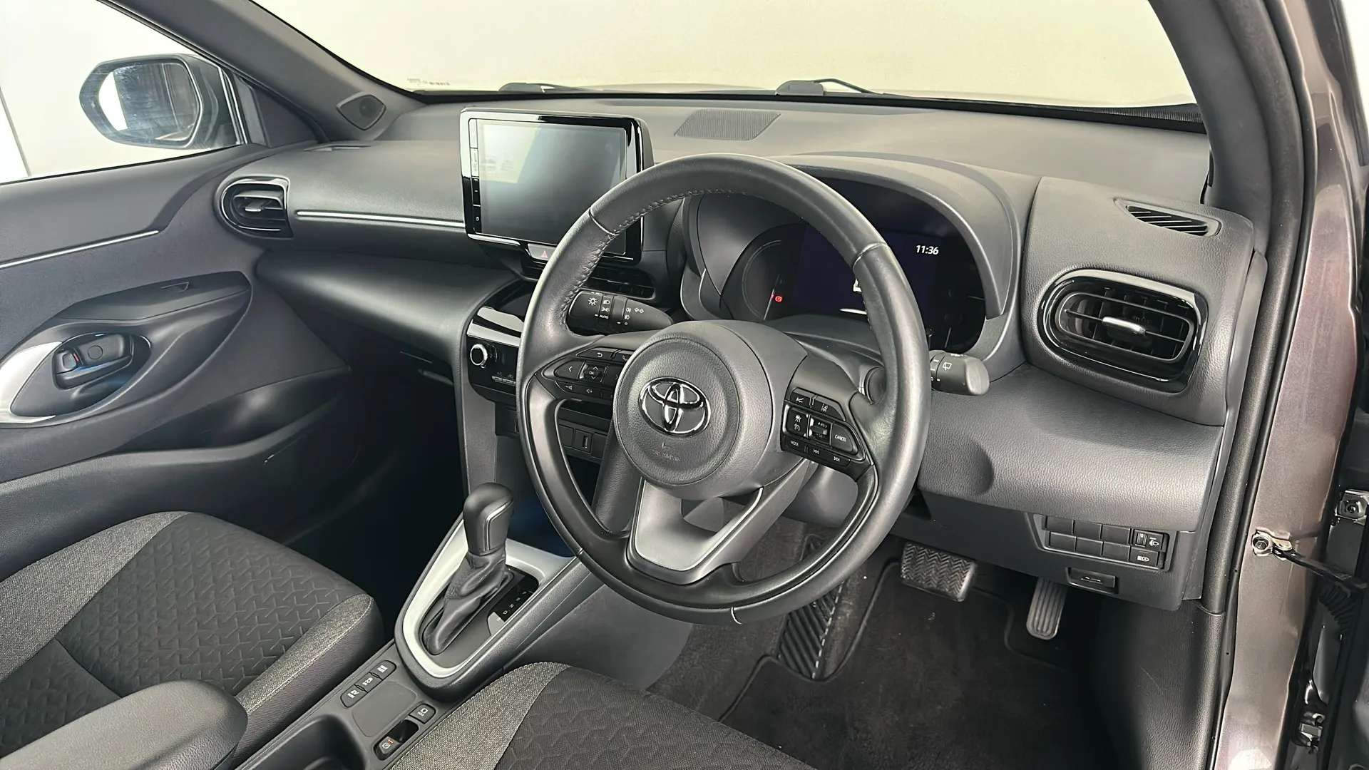 2023 TOYOTA YARIS CROSS 2023 TOYOTA YARIS CROSS