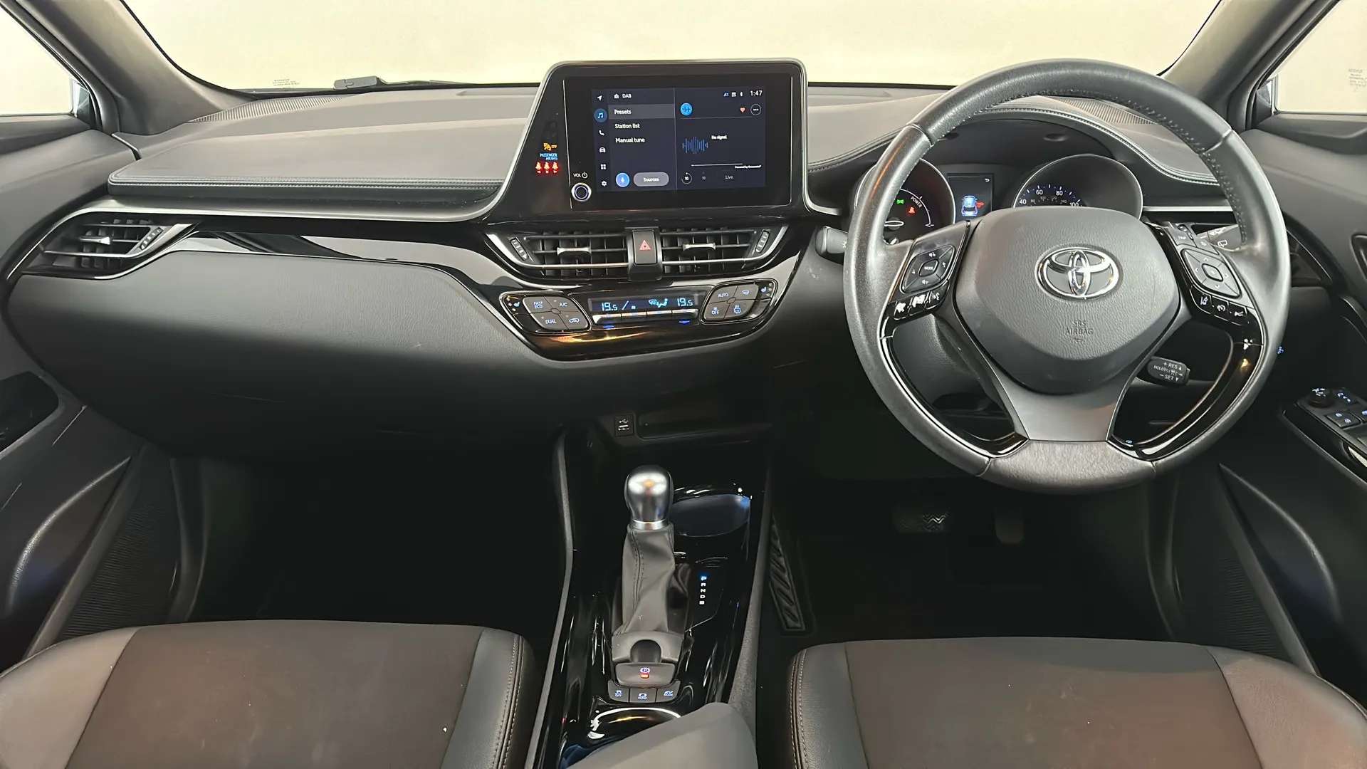 2022 TOYOTA C-HR 2022 TOYOTA C-HR