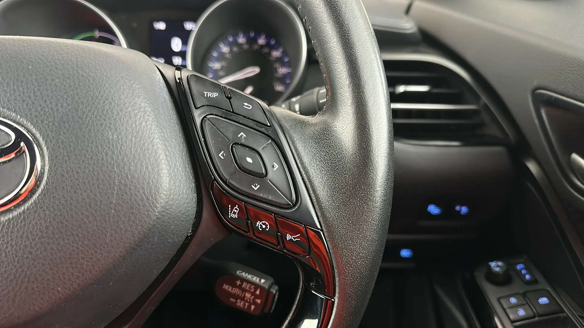 2022 TOYOTA C-HR 2022 TOYOTA C-HR