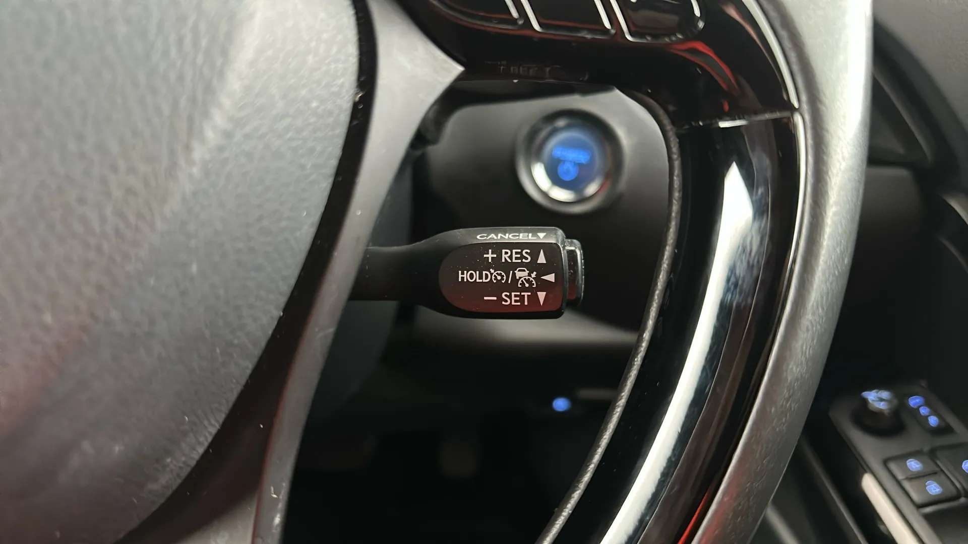 2022 TOYOTA C-HR 2022 TOYOTA C-HR