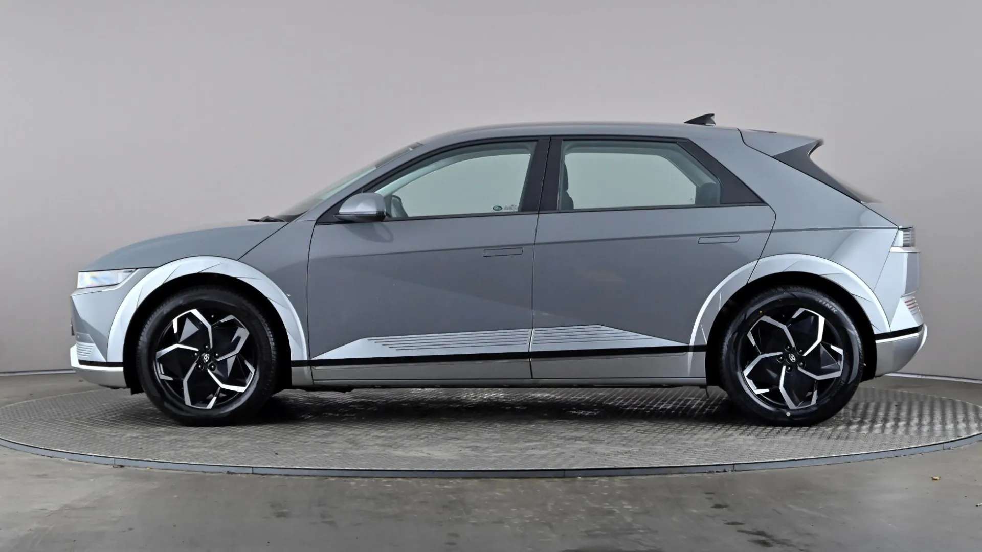 A 2022 HYUNDAI IONIQ 5 160kW Premium 73 kWh Auto A 2022 HYUNDAI IONIQ 5 160kW Premium 73 kWh Auto