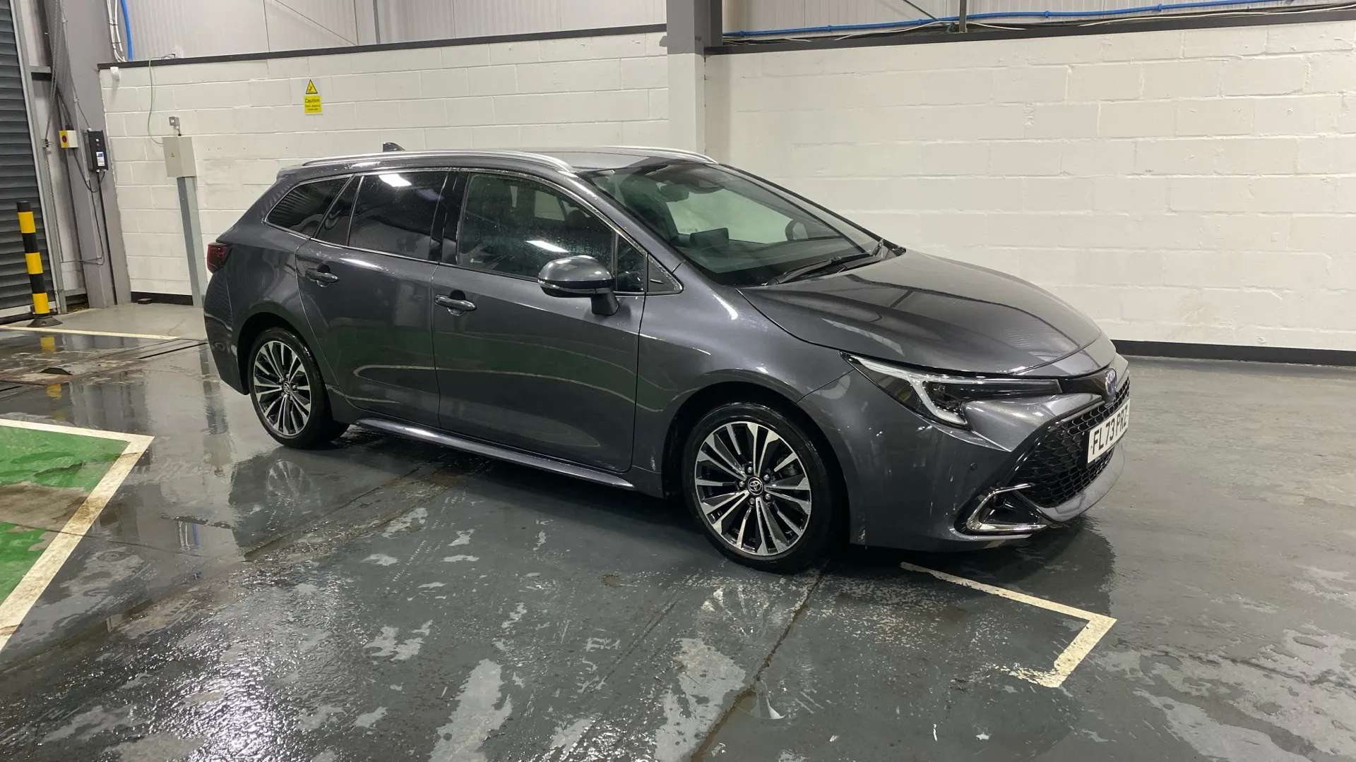 A 2023 TOYOTA COROLLA 1.8 Hybrid Design CVT A 2023 TOYOTA COROLLA 1.8 Hybrid Design CVT