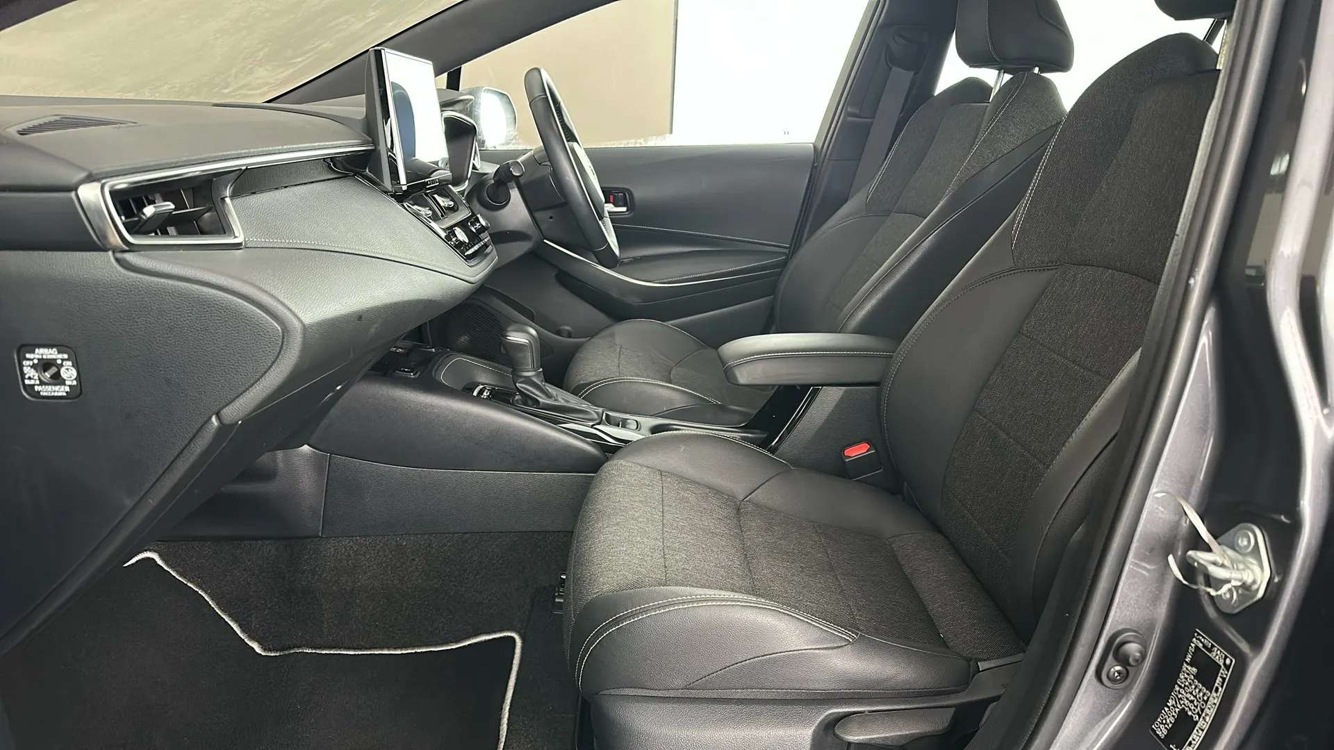 2023 TOYOTA COROLLA 2023 TOYOTA COROLLA