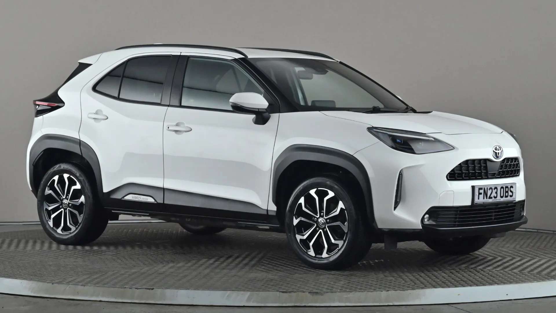 A 2023 TOYOTA YARIS CROSS 1.5 Hybrid Design CVT A 2023 TOYOTA YARIS CROSS 1.5 Hybrid Design CVT