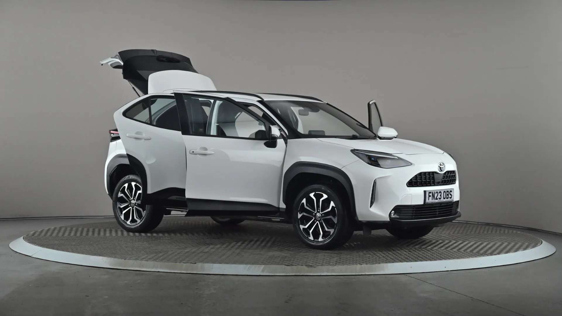 2023 TOYOTA YARIS CROSS 2023 TOYOTA YARIS CROSS