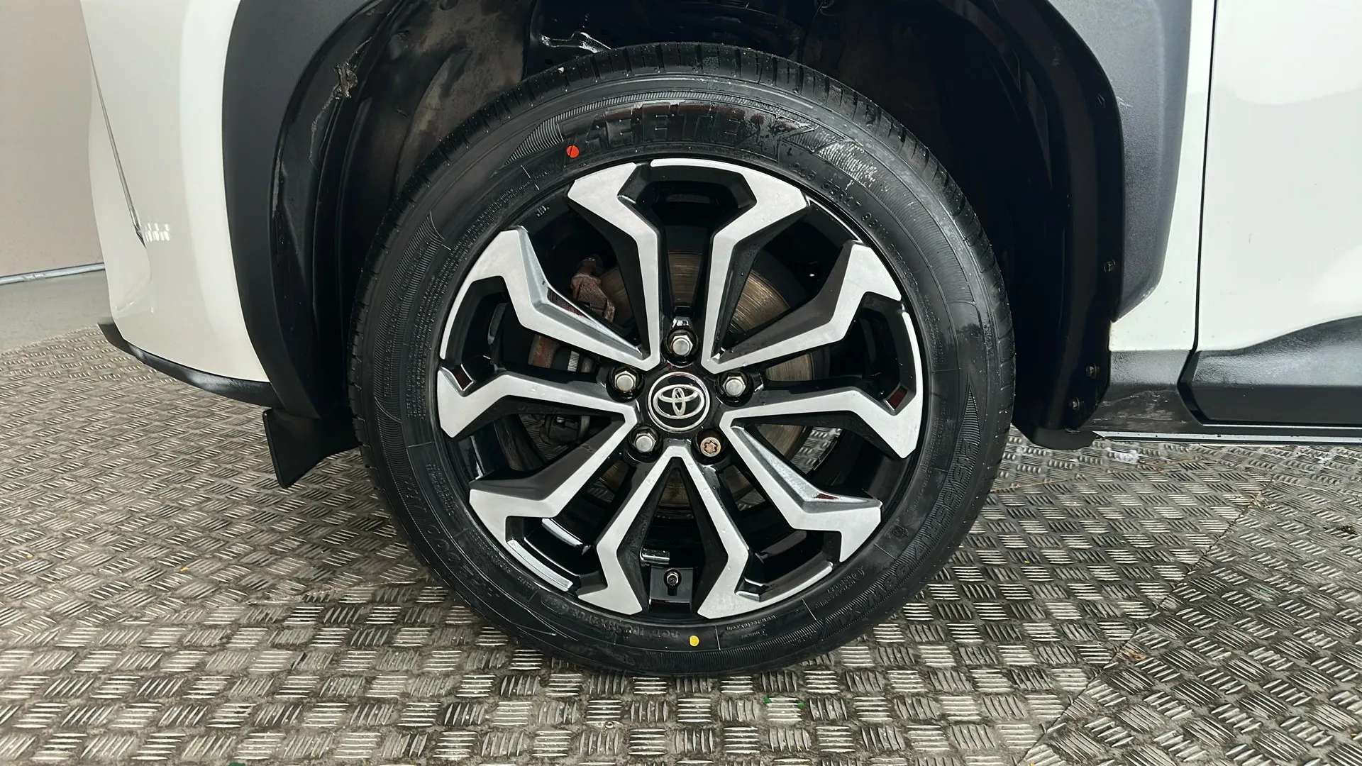 2023 TOYOTA YARIS CROSS 2023 TOYOTA YARIS CROSS