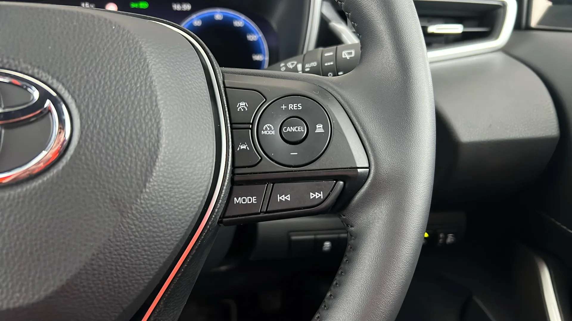 2026 TOYOTA COROLLA 2026 TOYOTA COROLLA