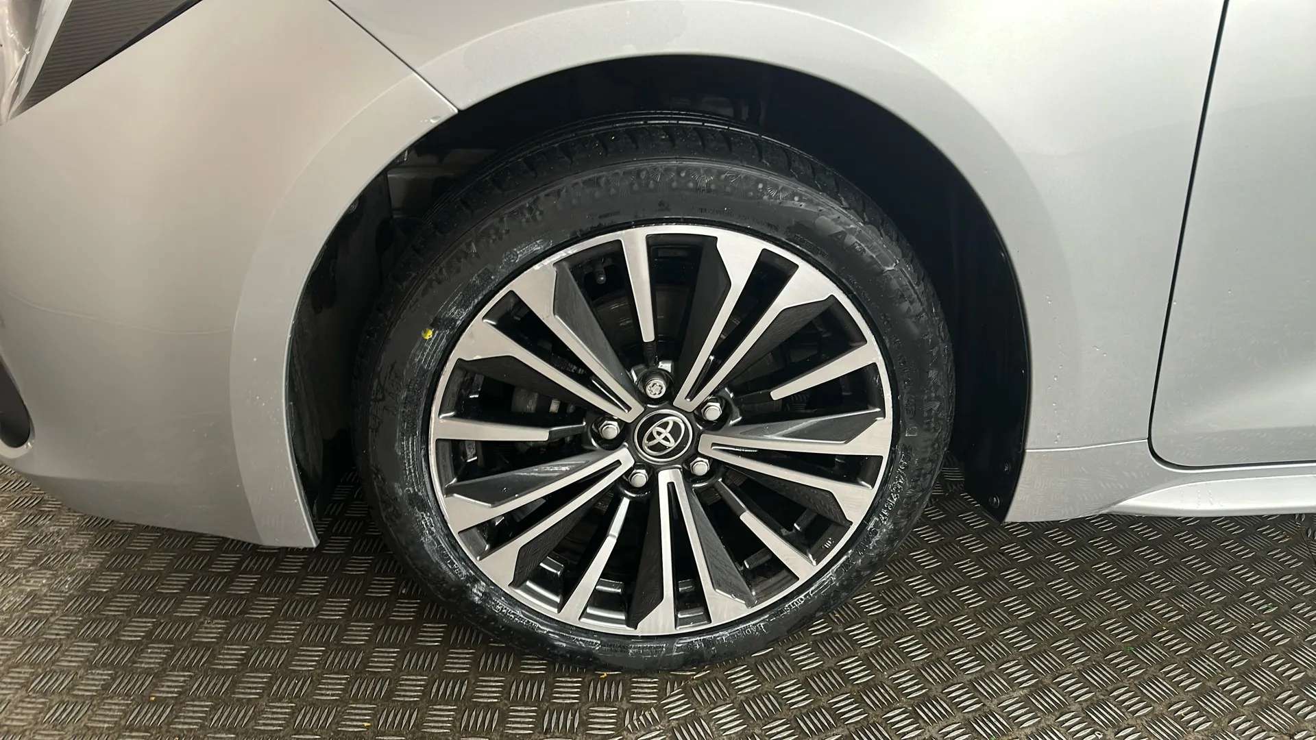 2023 TOYOTA COROLLA 2023 TOYOTA COROLLA