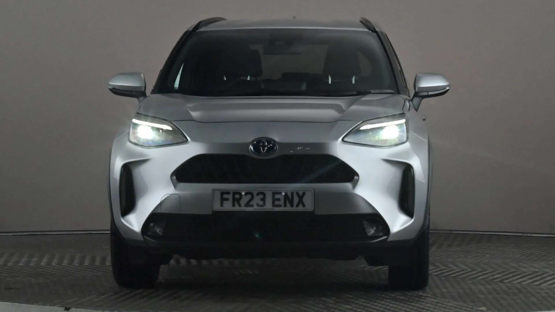 A 2023 TOYOTA YARIS CROSS 1.5 Hybrid Design CVT A 2023 TOYOTA YARIS CROSS 1.5 Hybrid Design CVT
