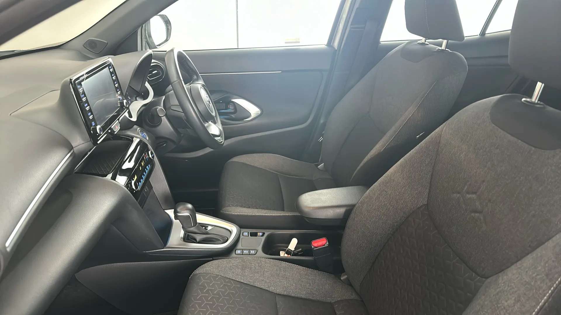 2023 TOYOTA YARIS CROSS 2023 TOYOTA YARIS CROSS