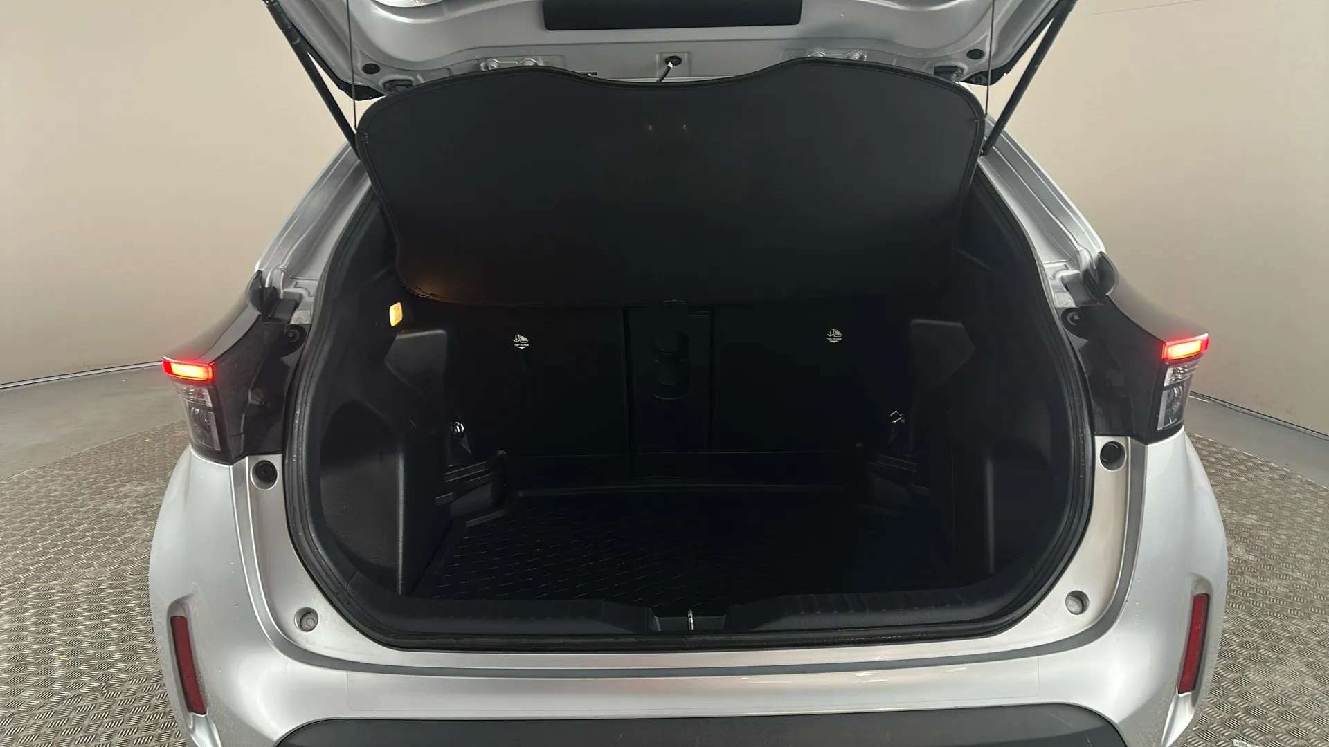 2023 TOYOTA YARIS CROSS 2023 TOYOTA YARIS CROSS