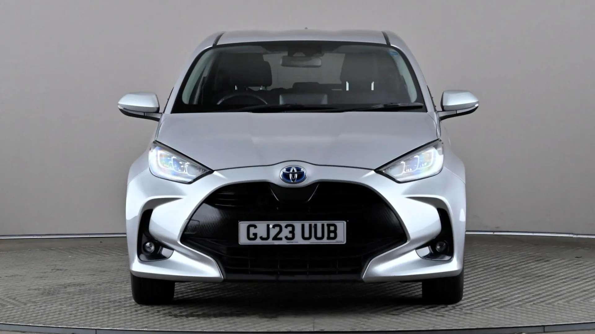 A 2023 TOYOTA YARIS 1.5 Hybrid Design CVT A 2023 TOYOTA YARIS 1.5 Hybrid Design CVT