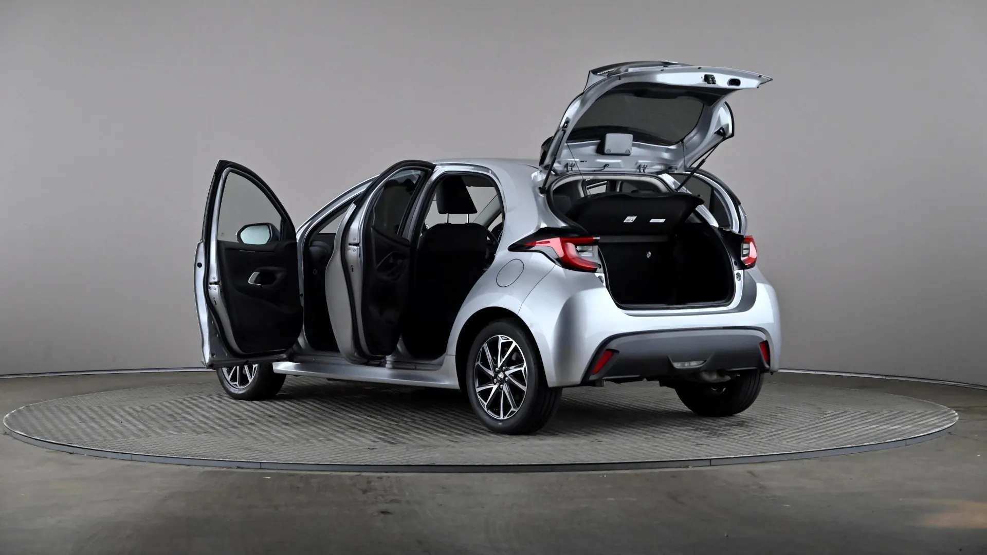 2023 TOYOTA YARIS 2023 TOYOTA YARIS