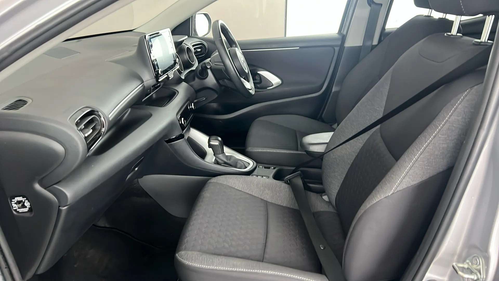 2023 TOYOTA YARIS 2023 TOYOTA YARIS