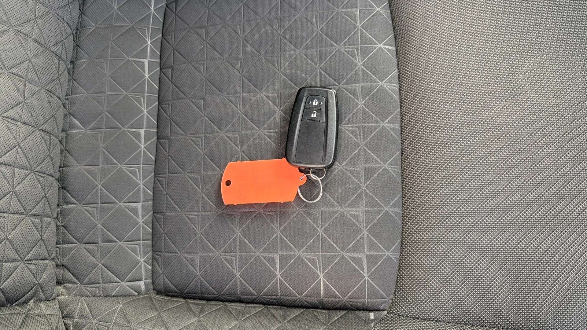 2021 TOYOTA C-HR 2021 TOYOTA C-HR